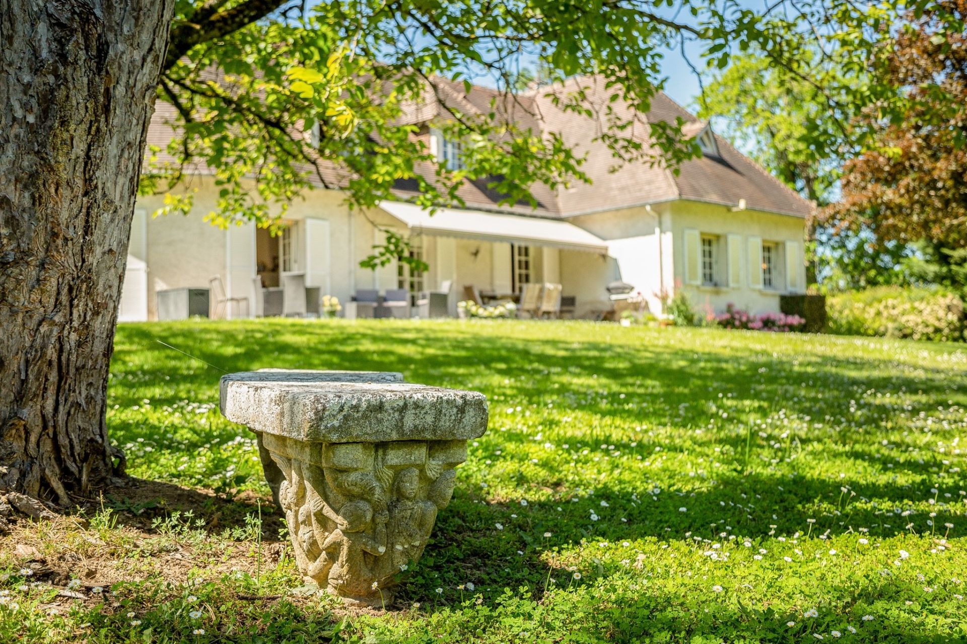 contemporary house 6 rooms for sale on BLOIS (41000)