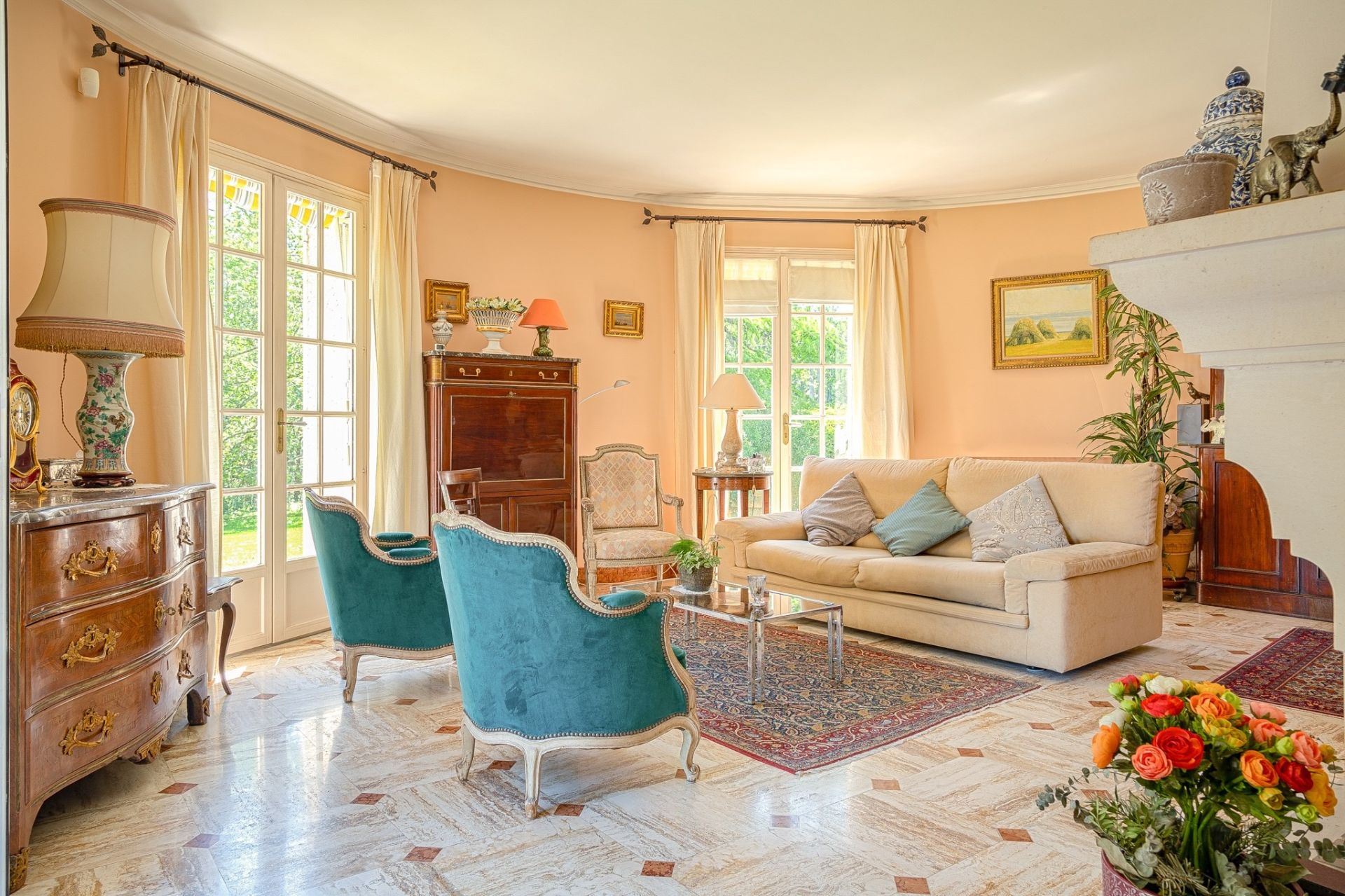 contemporary house 6 rooms for sale on BLOIS (41000)