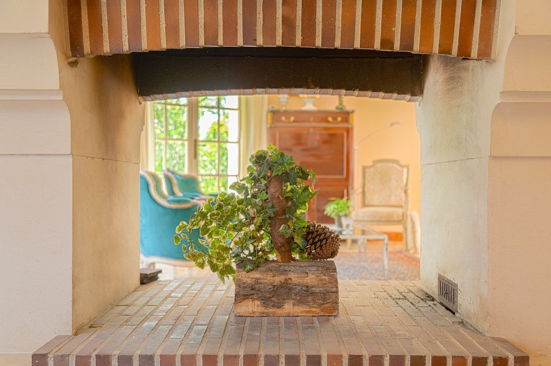 contemporary house 6 rooms for sale on BLOIS (41000)