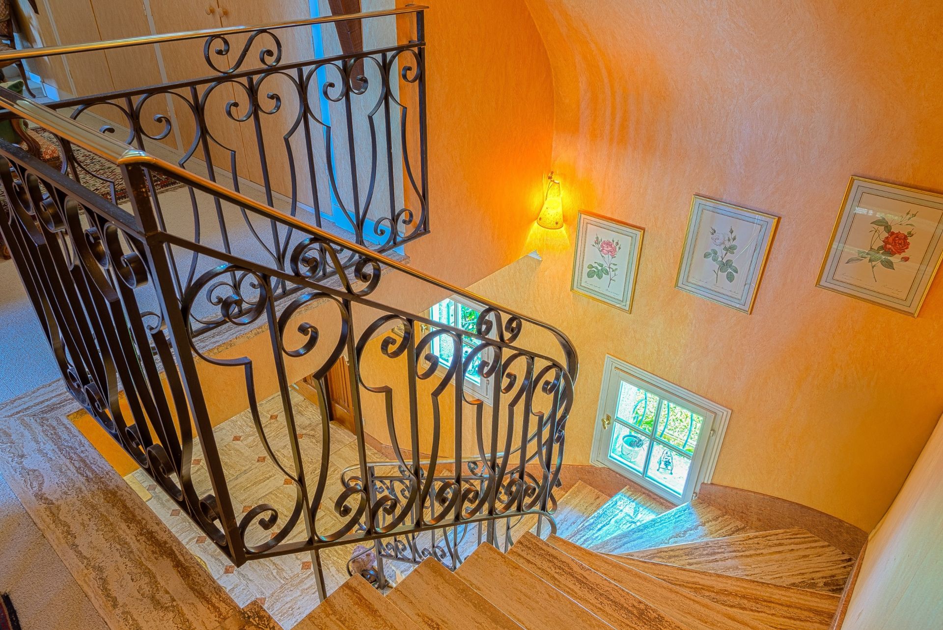 contemporary house 6 rooms for sale on BLOIS (41000)