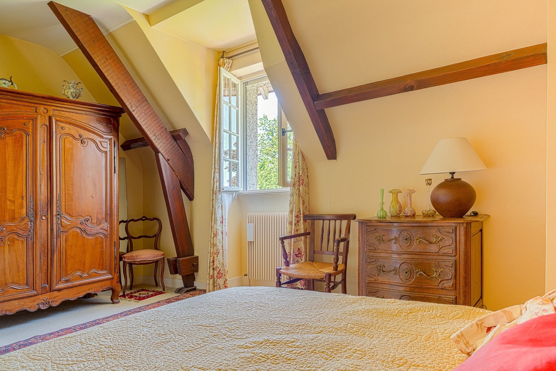 contemporary house 6 rooms for sale on BLOIS (41000)