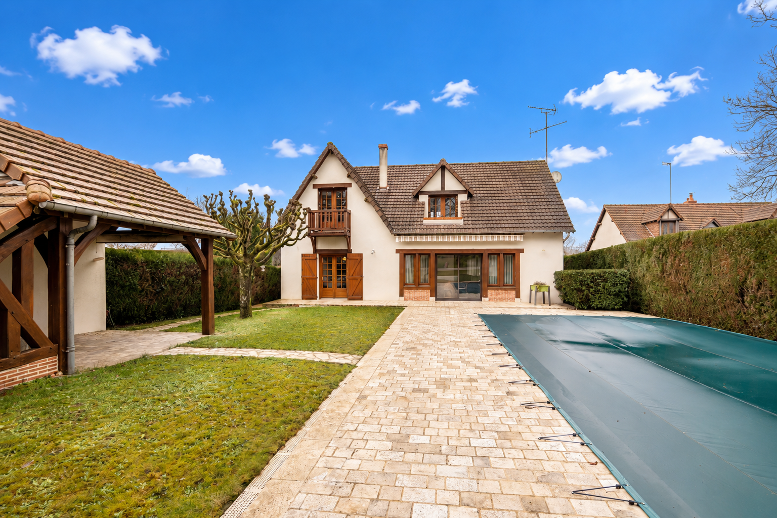 maison contemporaine 8 pièces en vente sur CELLETTES (41120)