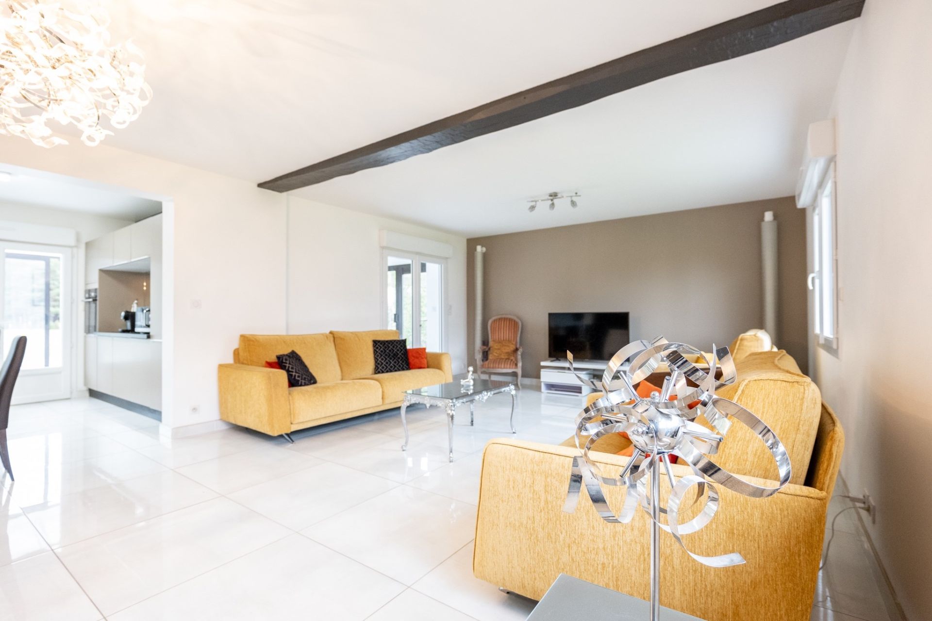 contemporary house 7 rooms for sale on ROMORANTIN LANTHENAY (41200)