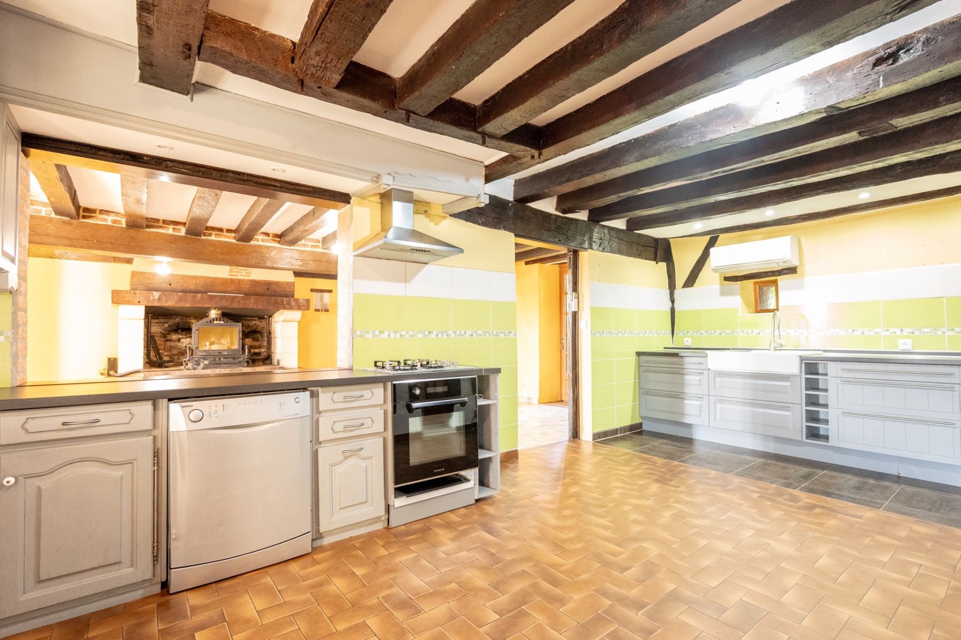 longère 9 pièces en vente sur ST HILAIRE LA GRAVELLE (41160)