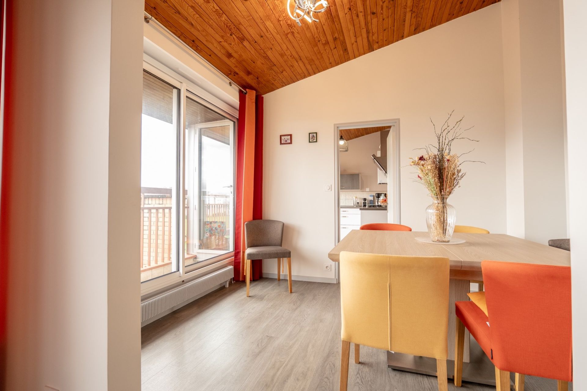 apartment 4 rooms for sale on BLOIS (41000)