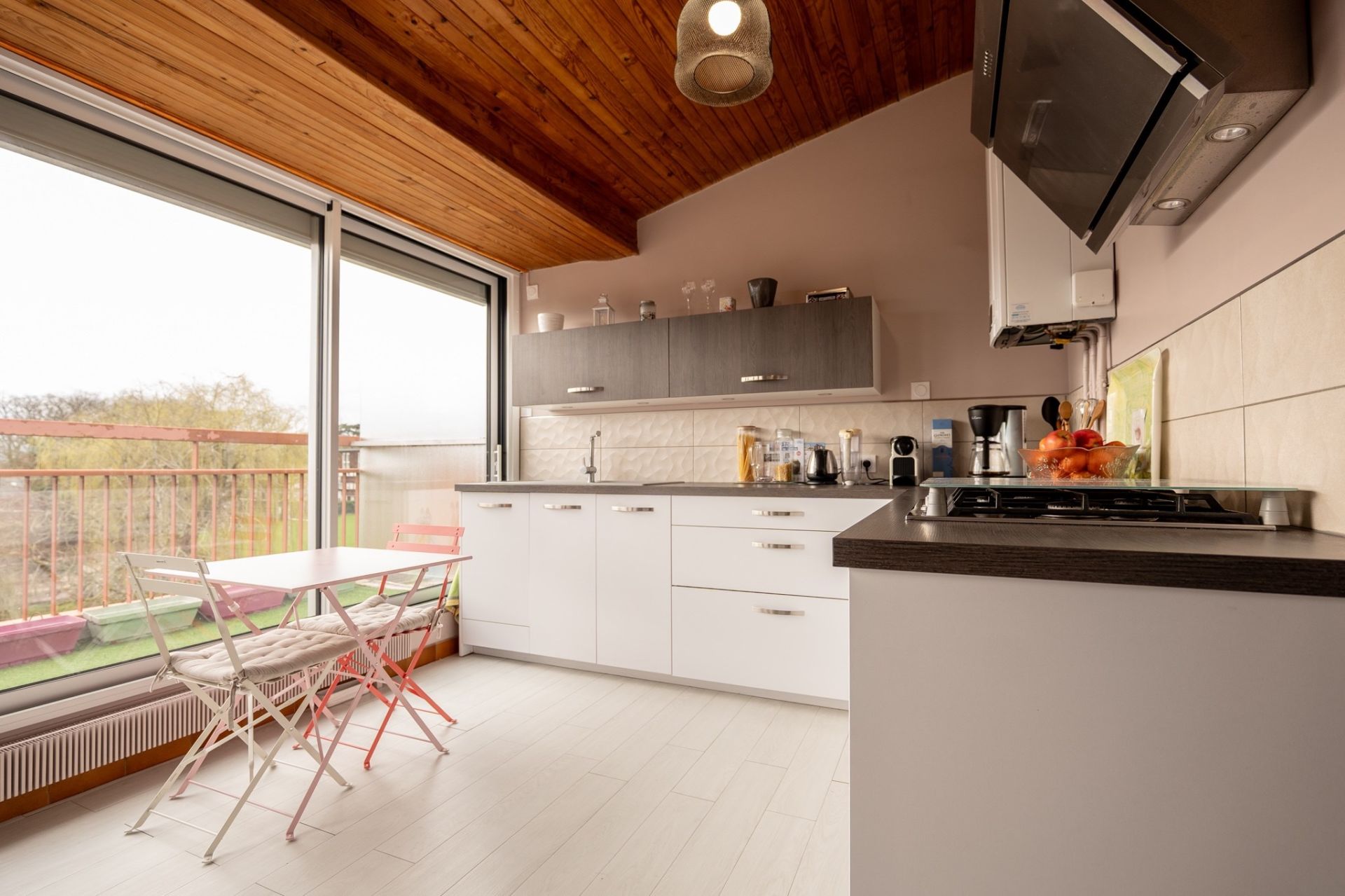 apartment 4 rooms for sale on BLOIS (41000)