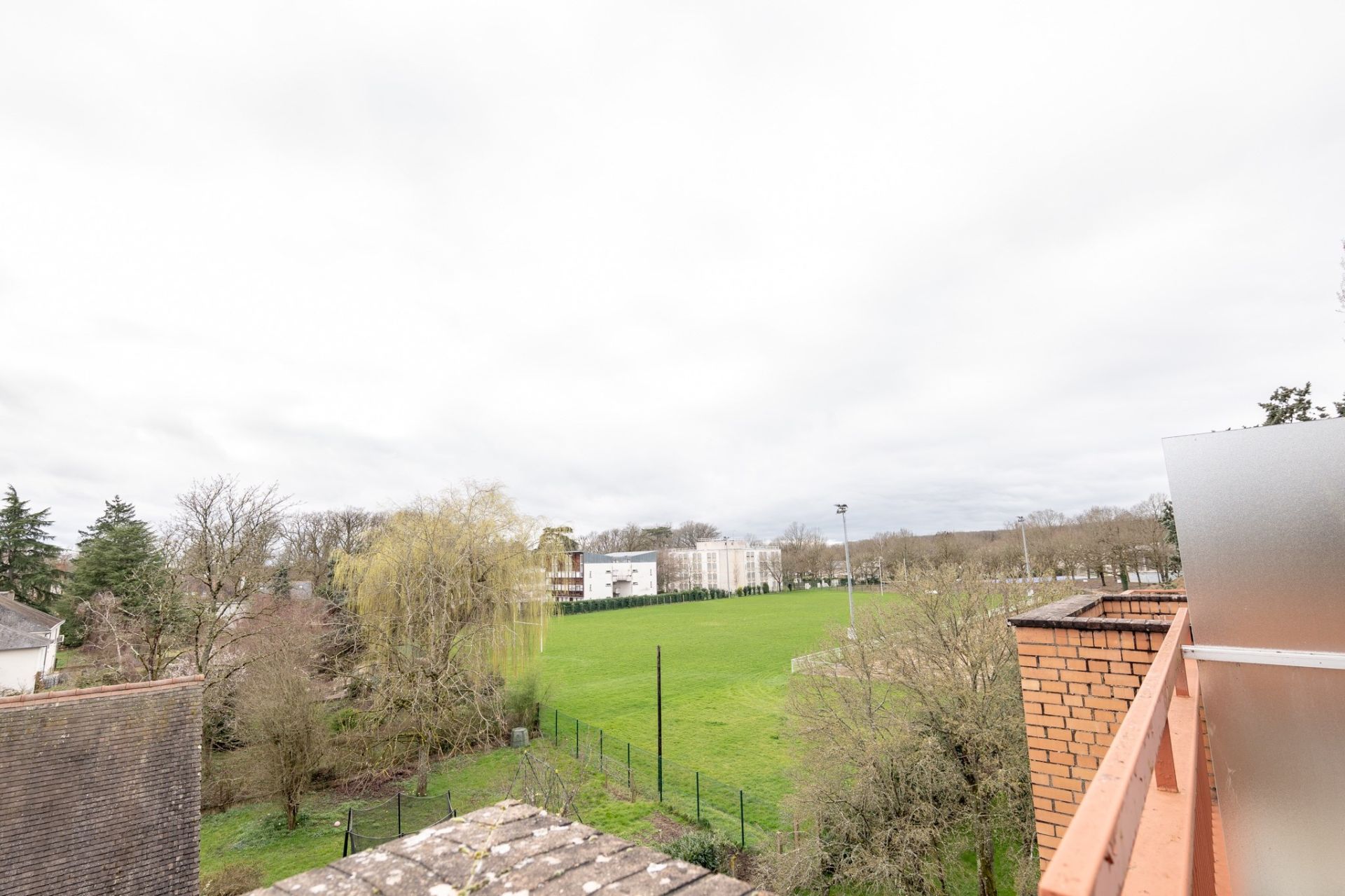 apartment 4 rooms for sale on BLOIS (41000)