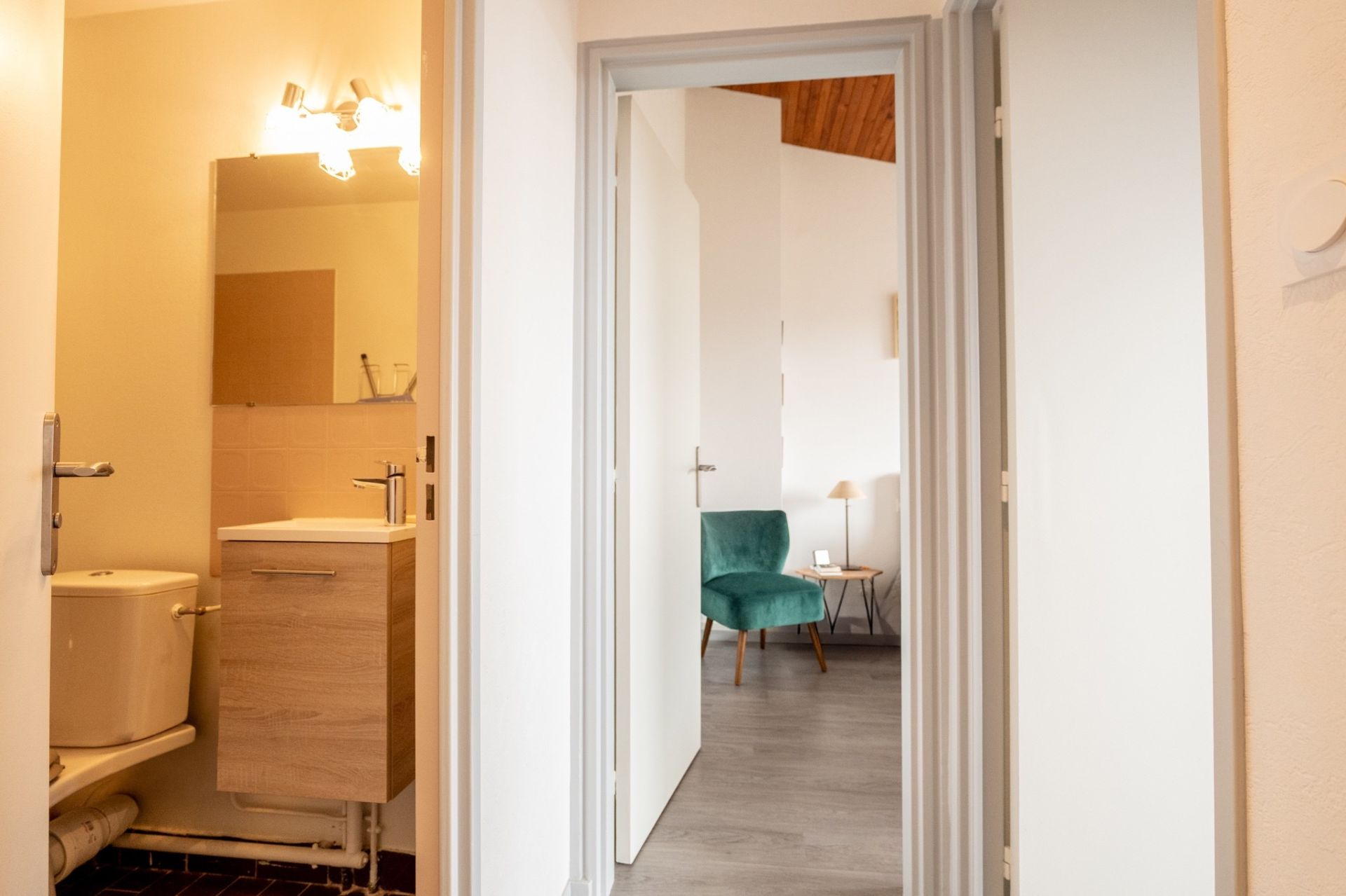 apartment 4 rooms for sale on BLOIS (41000)