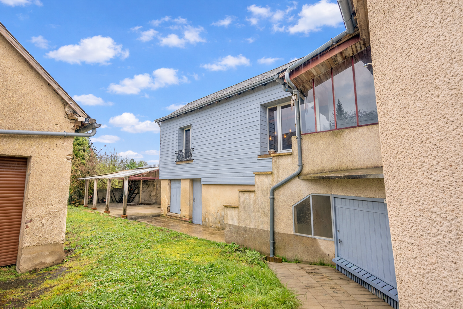 townhouse 6 rooms for sale on VENDOME (41100)
