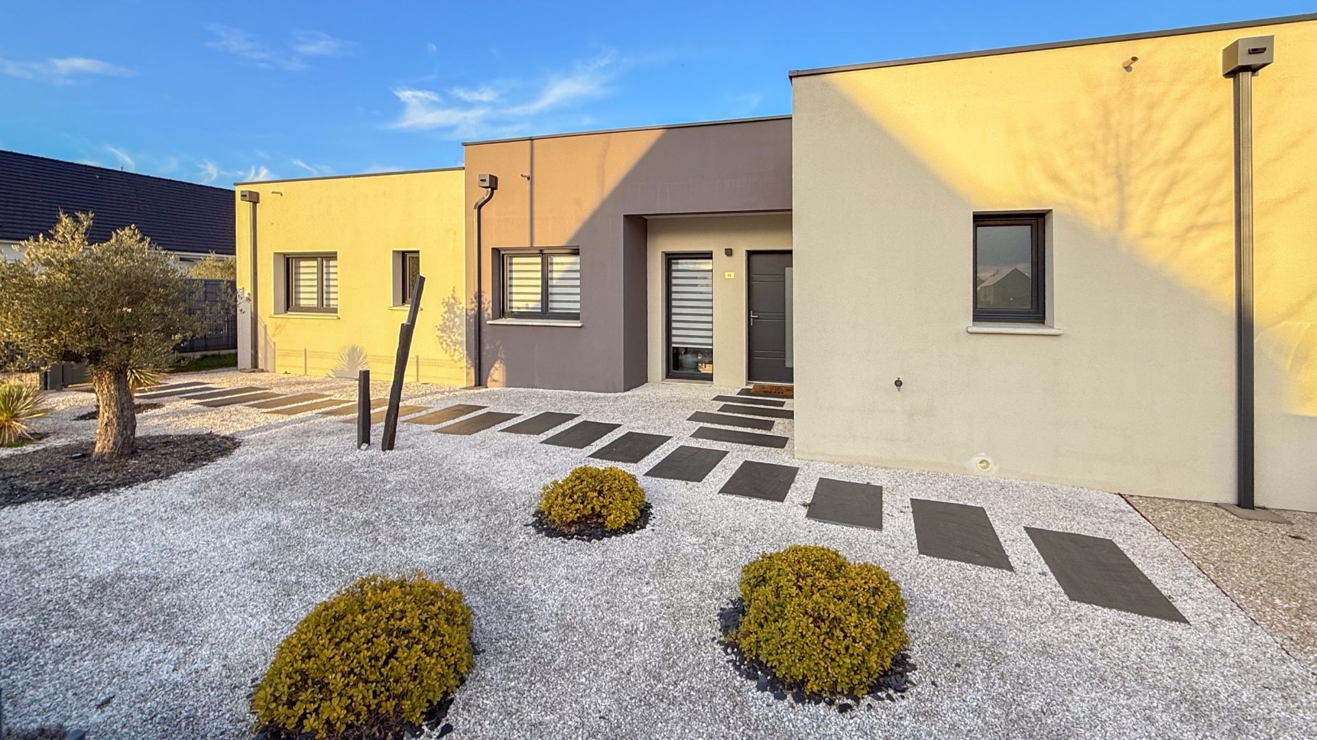 architect's house 4 rooms for sale on ST GERVAIS LA FORET (41350)