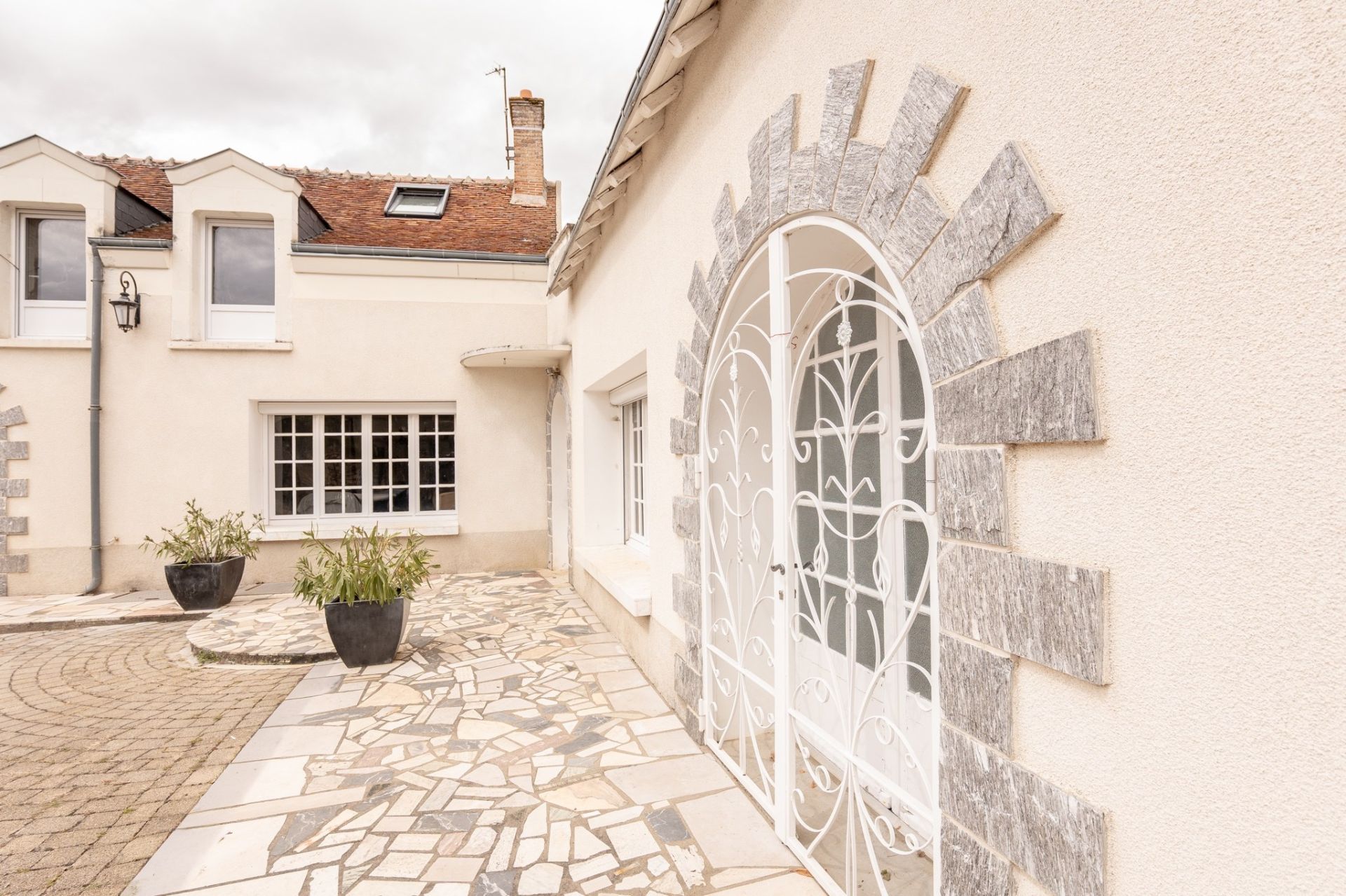 farm complex 6 rooms for sale on LE CONTROIS EN SOLOGNE (41400)