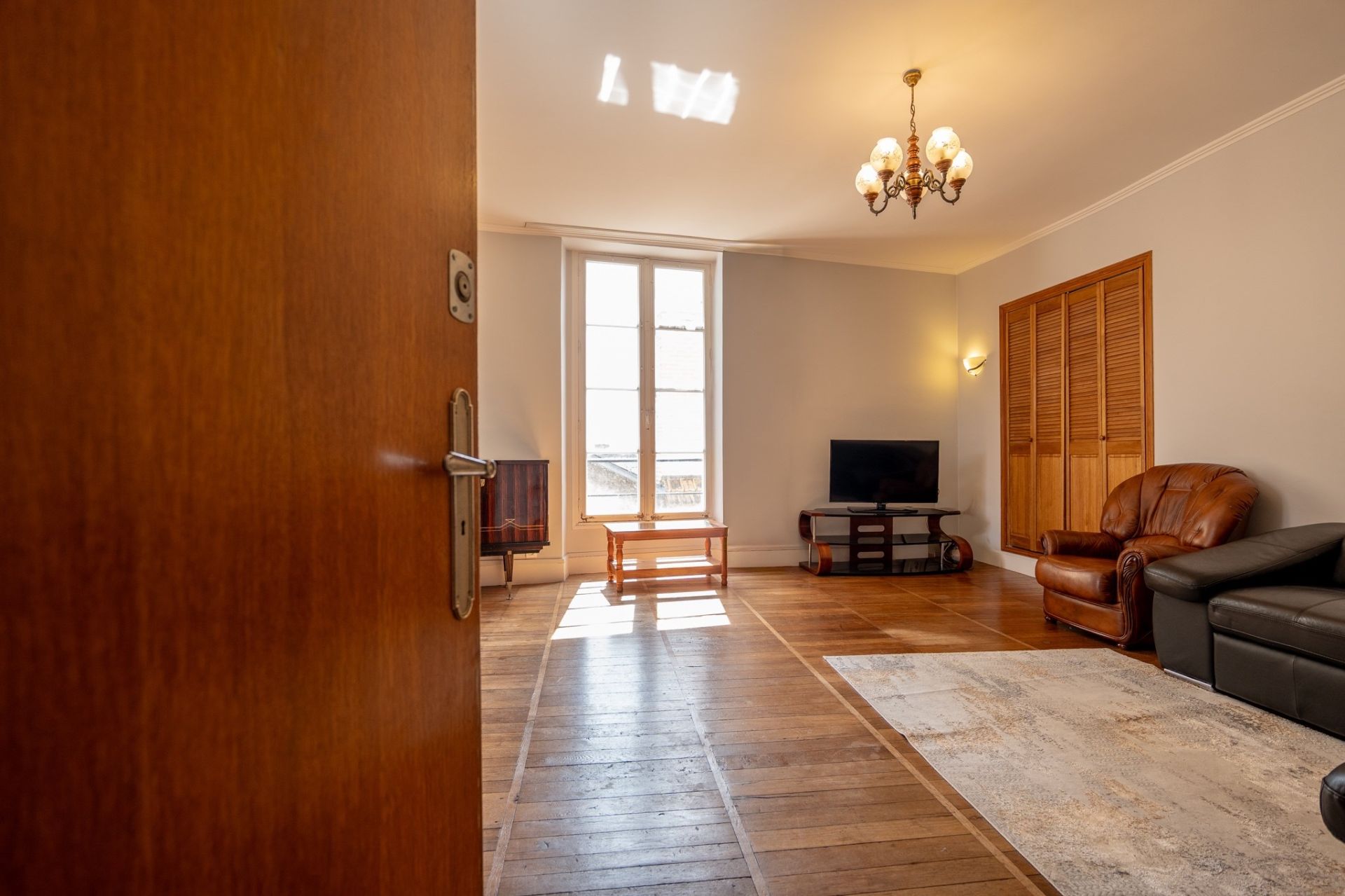 apartment 3 rooms for sale on BLOIS (41000)