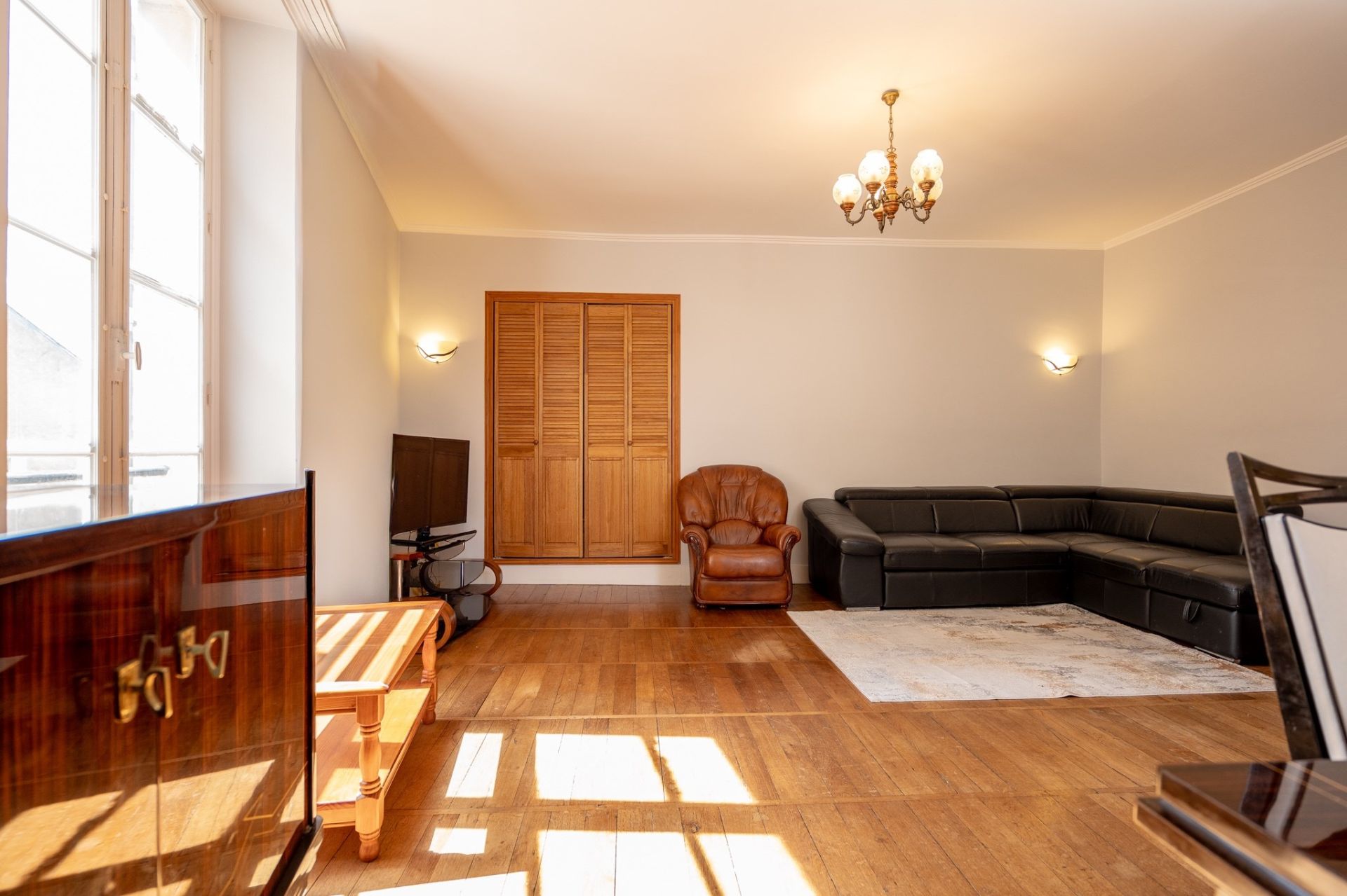 apartment 3 rooms for sale on BLOIS (41000)