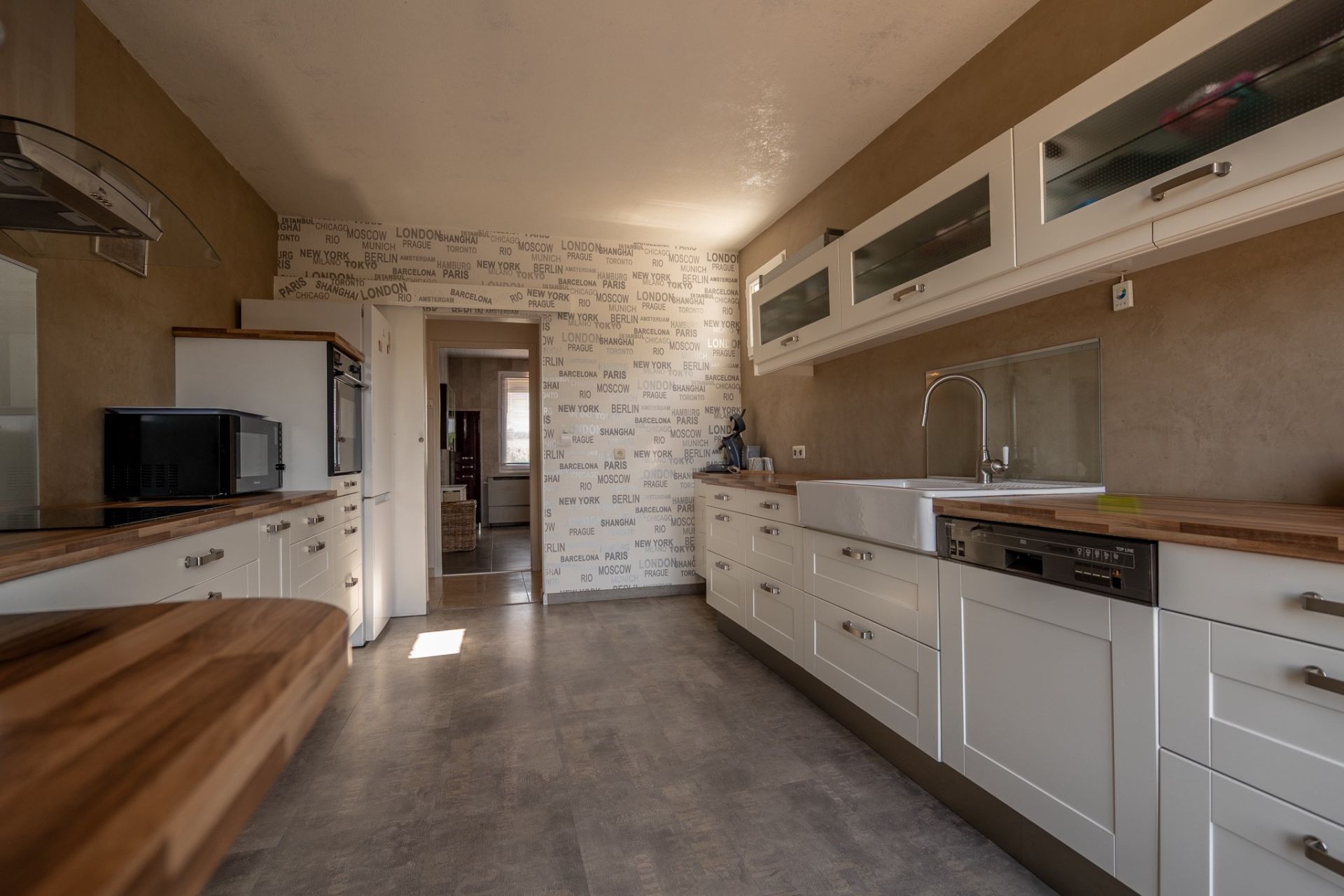 house 8 rooms for sale on CELLETTES (41120)