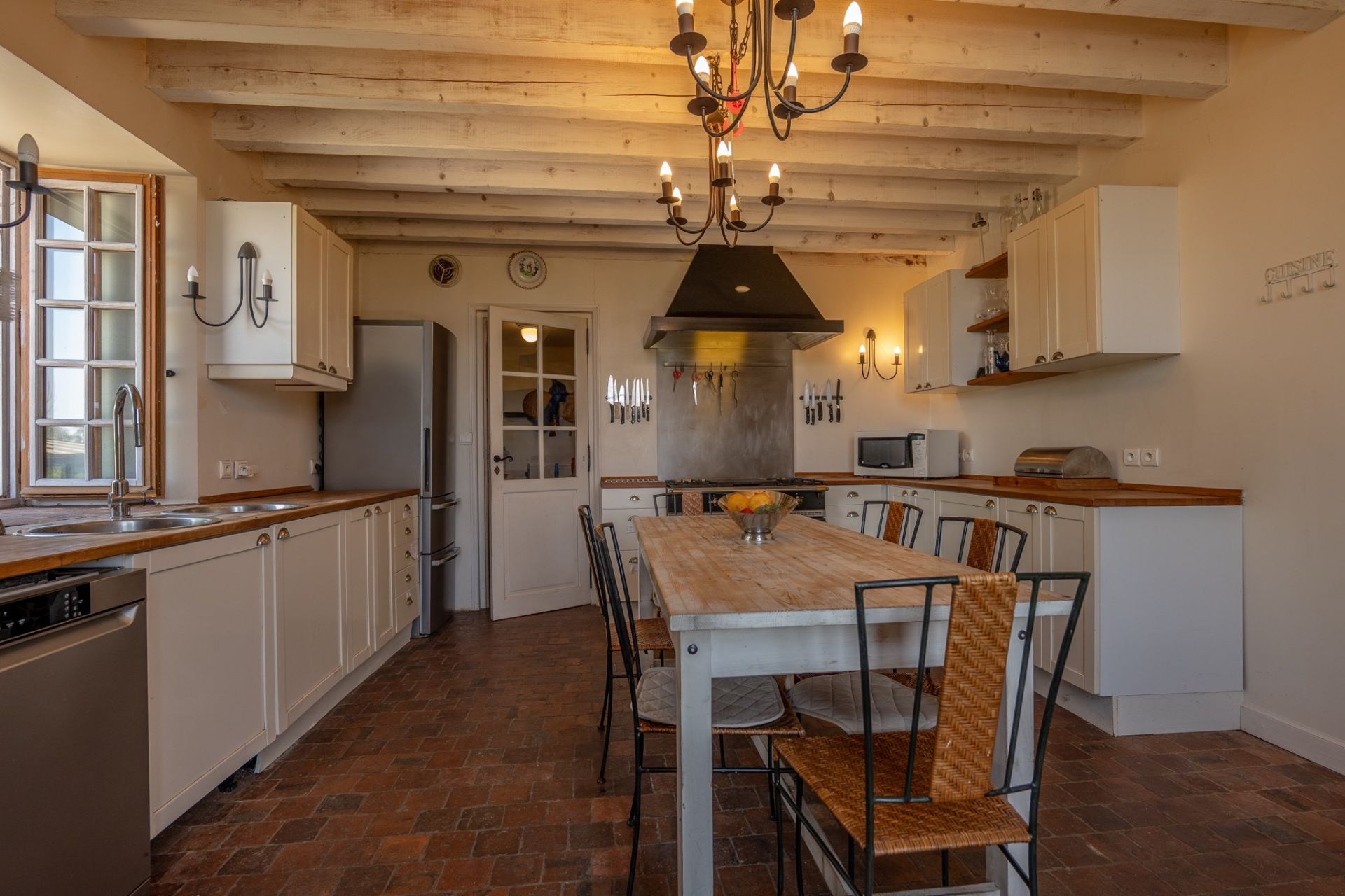 monastery 6 rooms for sale on CLOYES LES TROIS RIVIERES (28220)