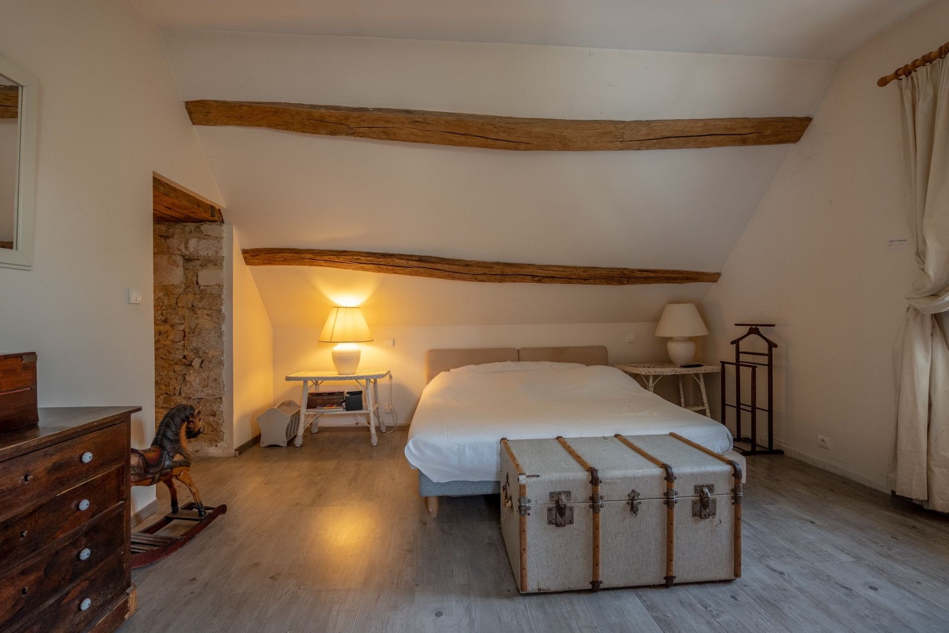 monastery 6 rooms for sale on CLOYES LES TROIS RIVIERES (28220)