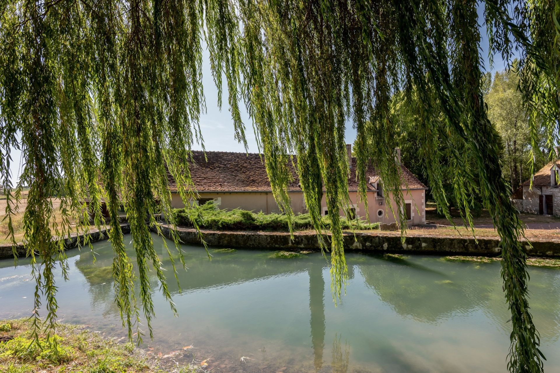 moulin 6 pièces en vente sur VILLEGOUIN (36500)