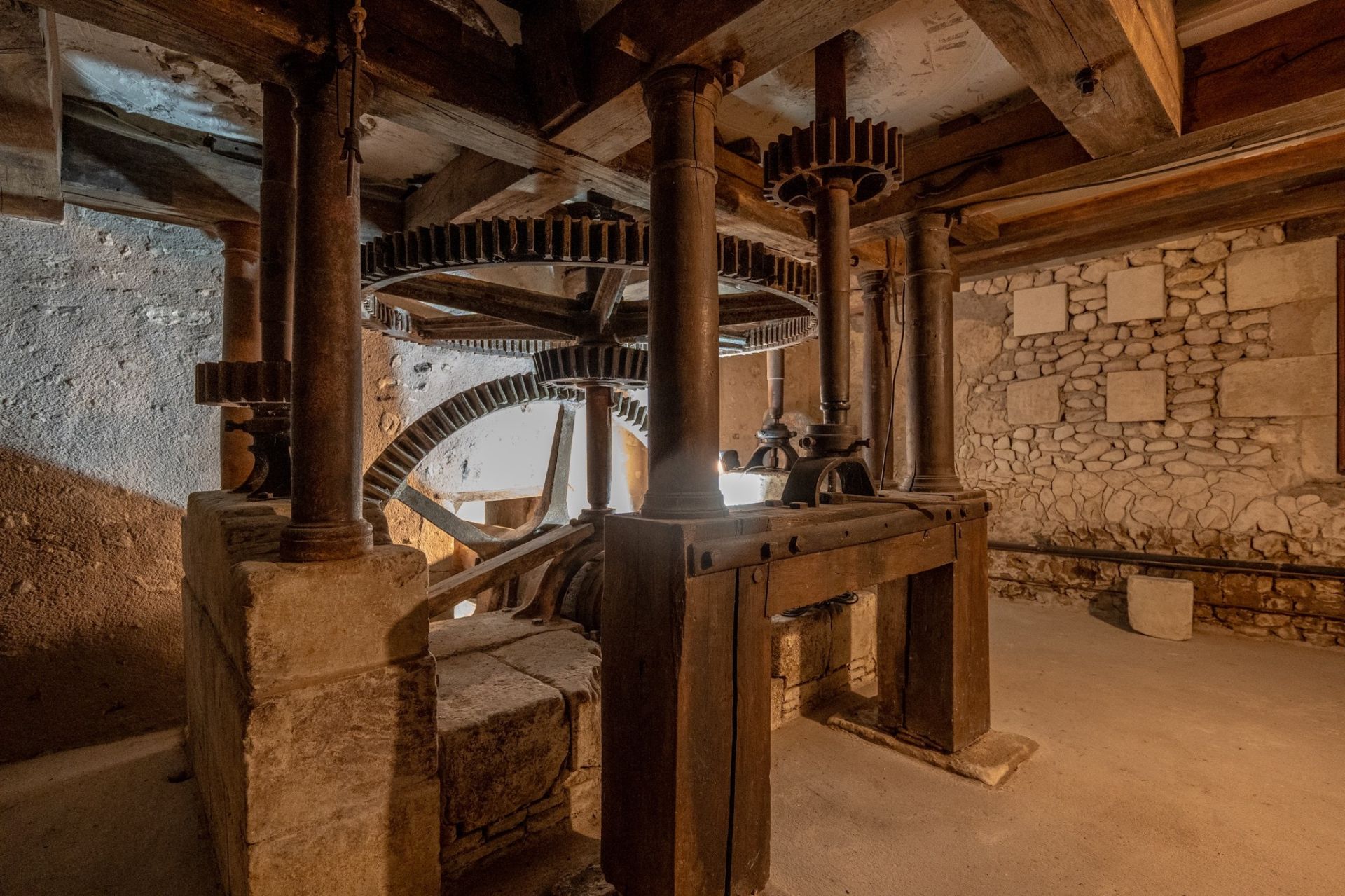 moulin 6 pièces en vente sur VILLEGOUIN (36500)