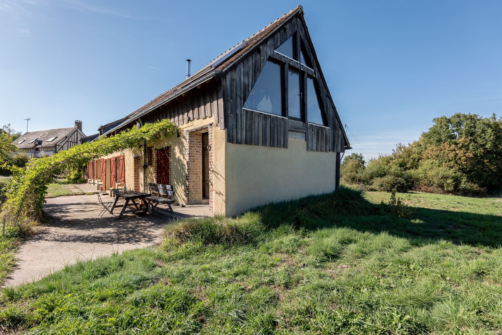 long house 8 rooms for sale on BOURSAY (41270)