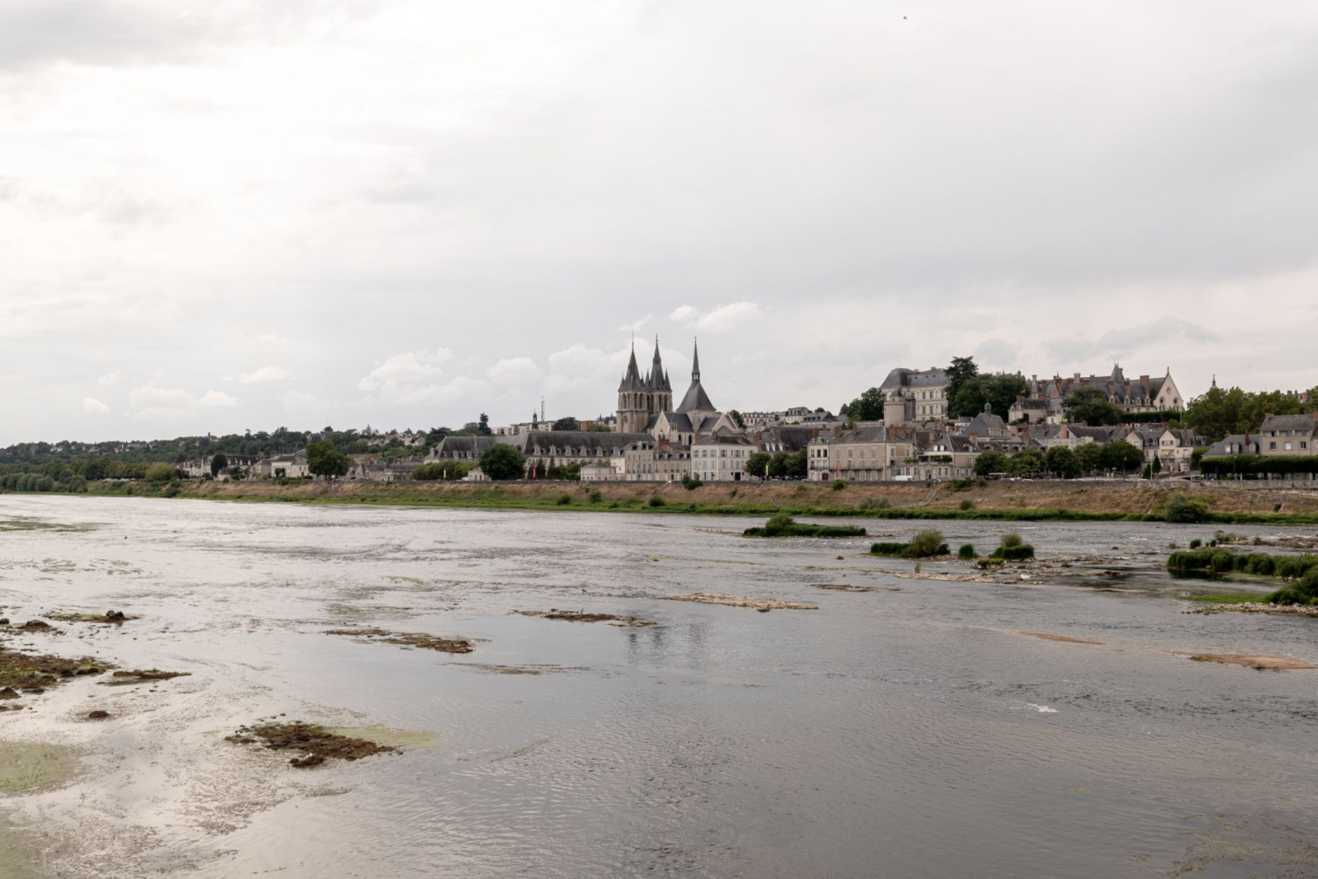activity premises for sale on BLOIS (41000)