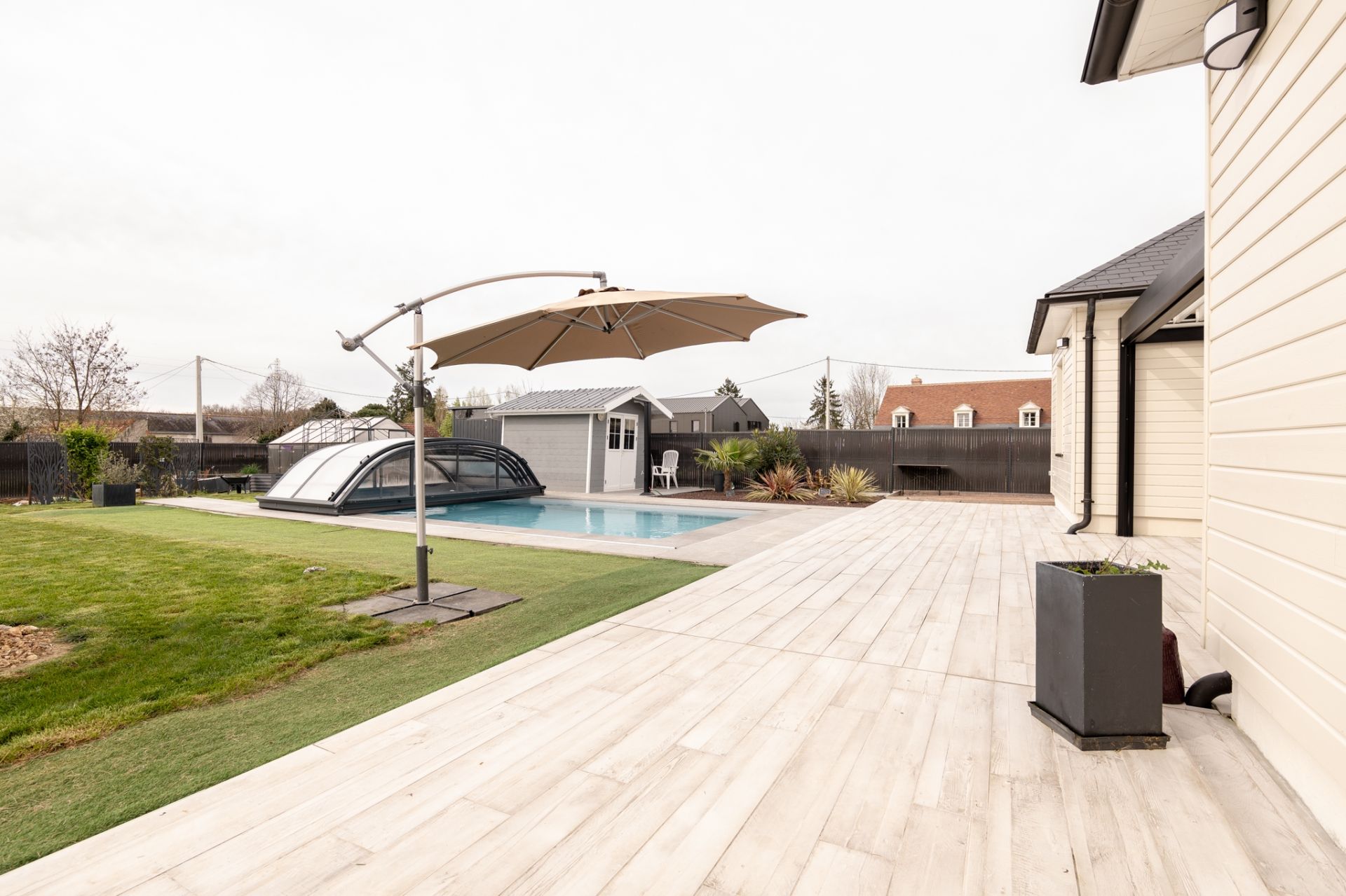 architect's house 4 rooms for sale on LARCAY (37270)