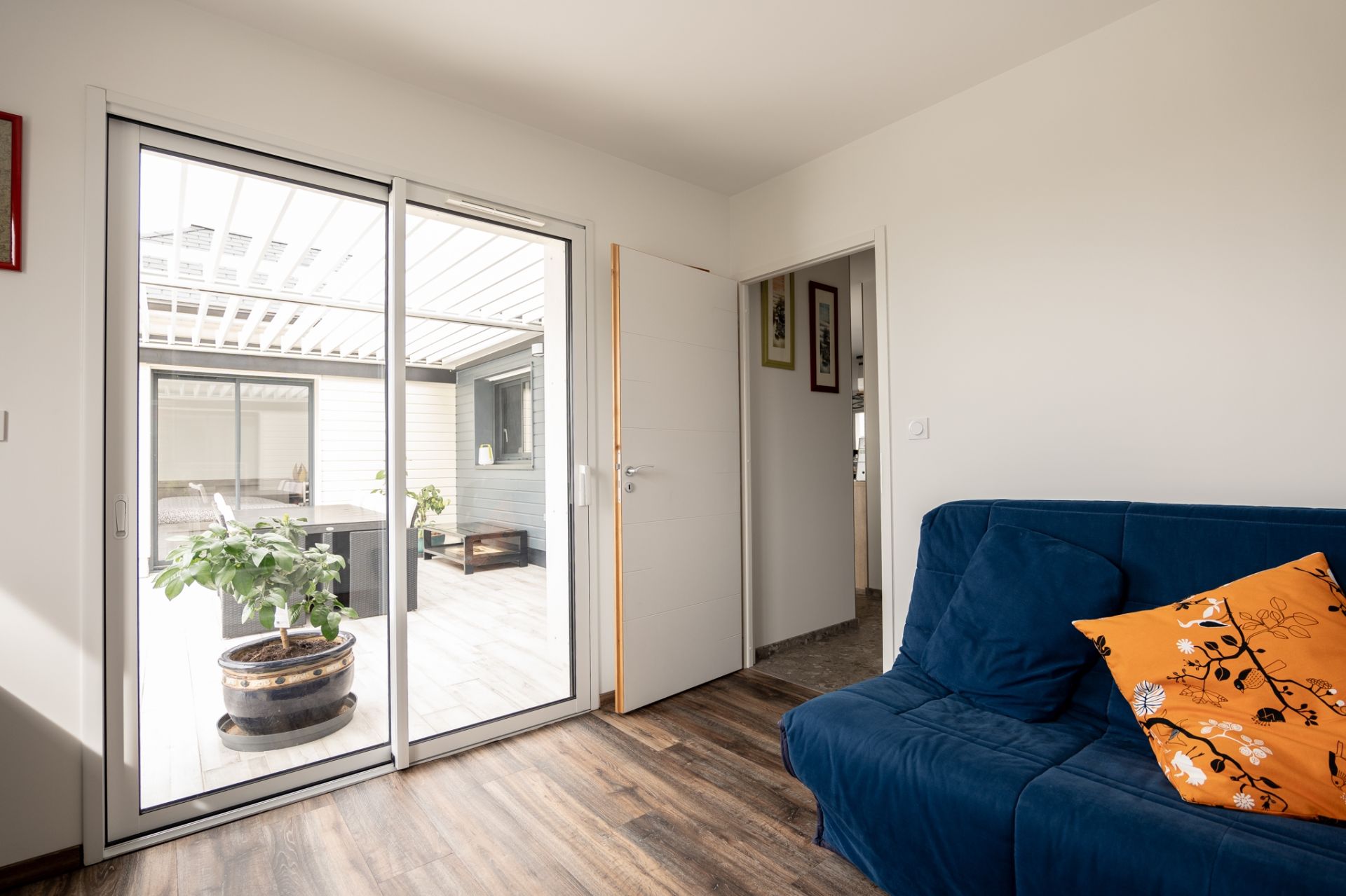architect's house 4 rooms for sale on LARCAY (37270)