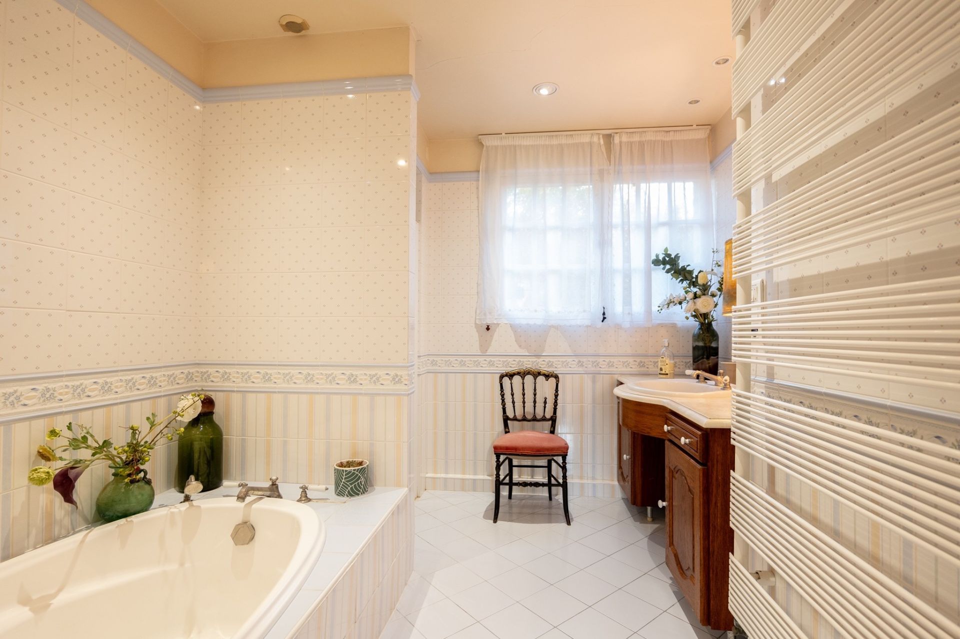 mansion 10 rooms for sale on TROO (41800)