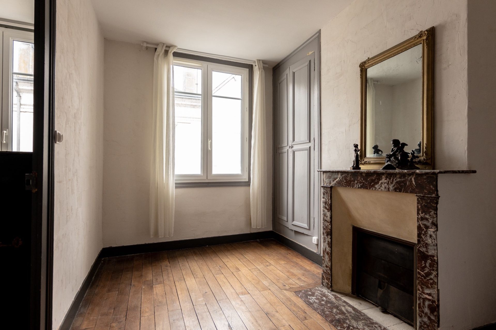 townhouse 6 rooms for sale on AMBOISE (37400)