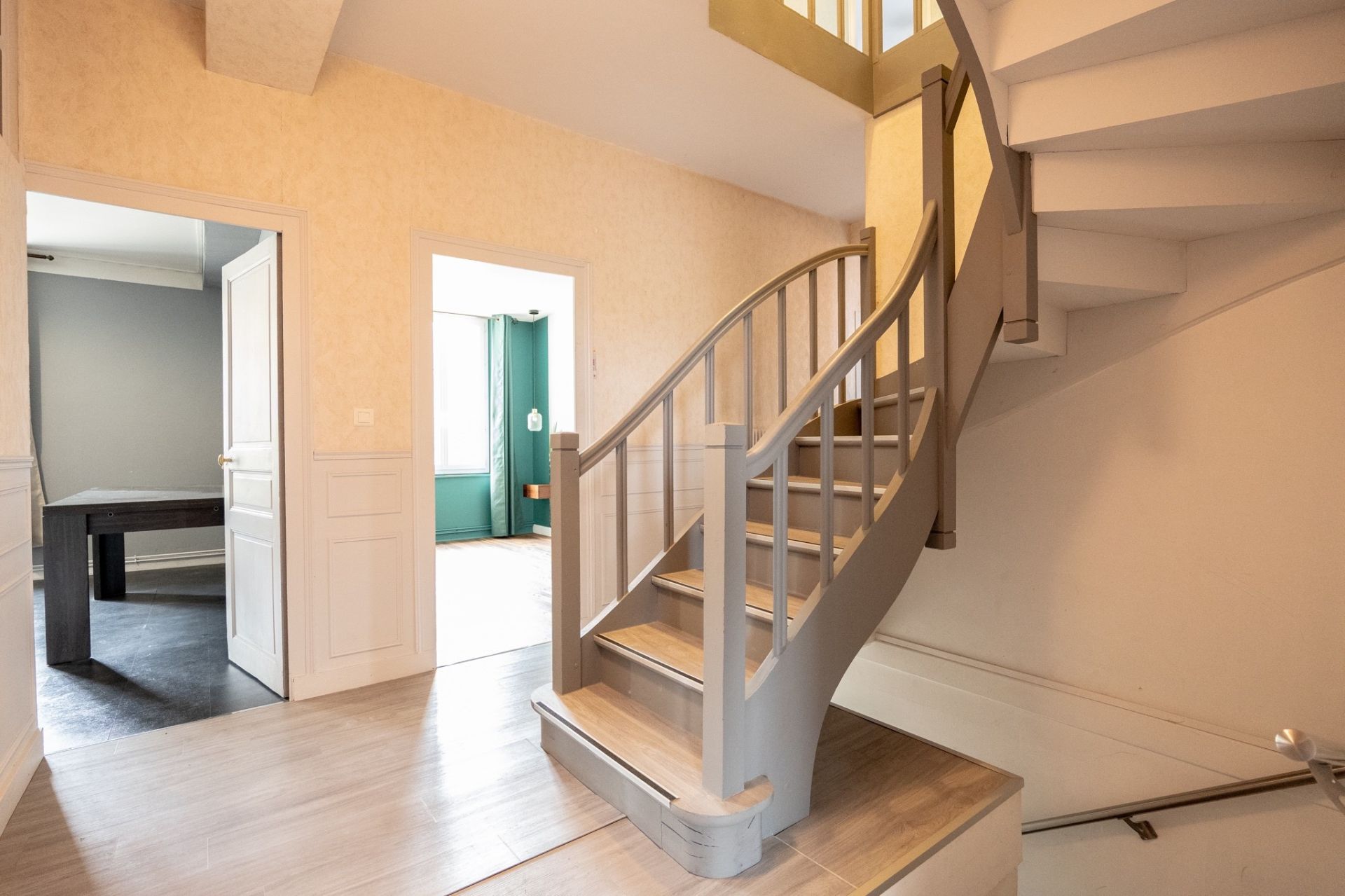 mansion 10 rooms for sale on TROO (41800)