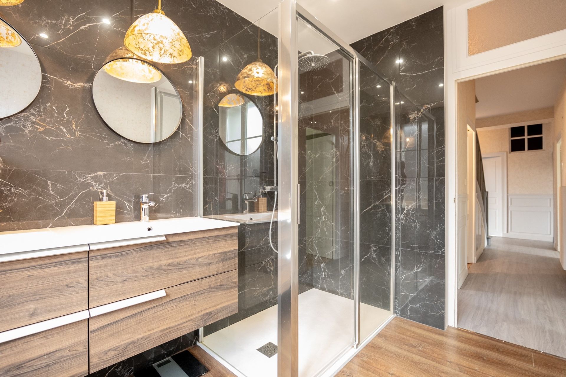 mansion 10 rooms for sale on TROO (41800)