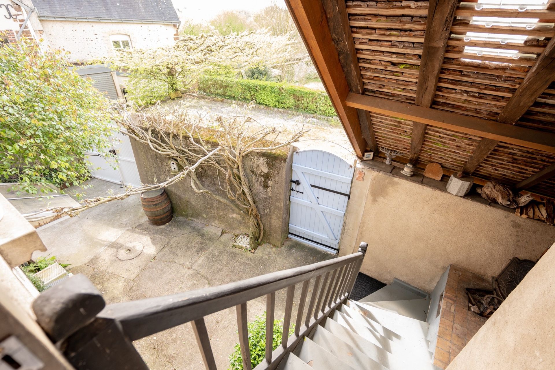 townhouse 6 rooms for sale on MONDOUBLEAU (41170)