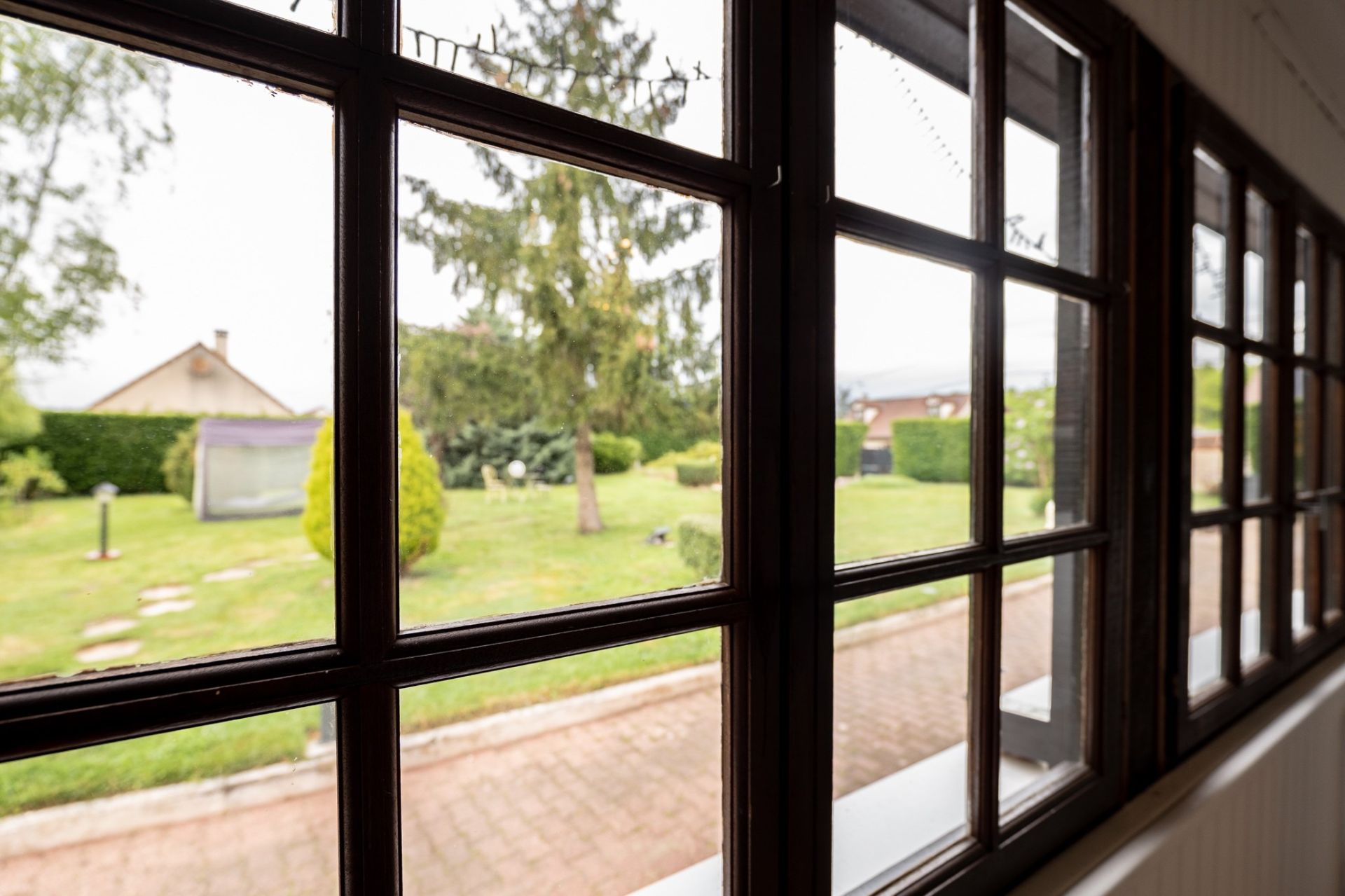 contemporary house 9 rooms for sale on CHABRIS (36210)