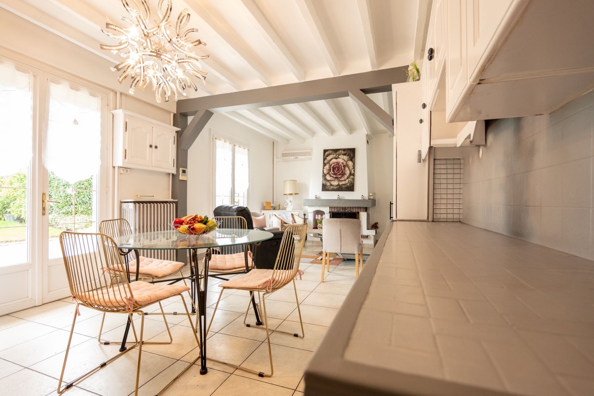 traditional house 5 rooms for sale on FRESNES (41700)