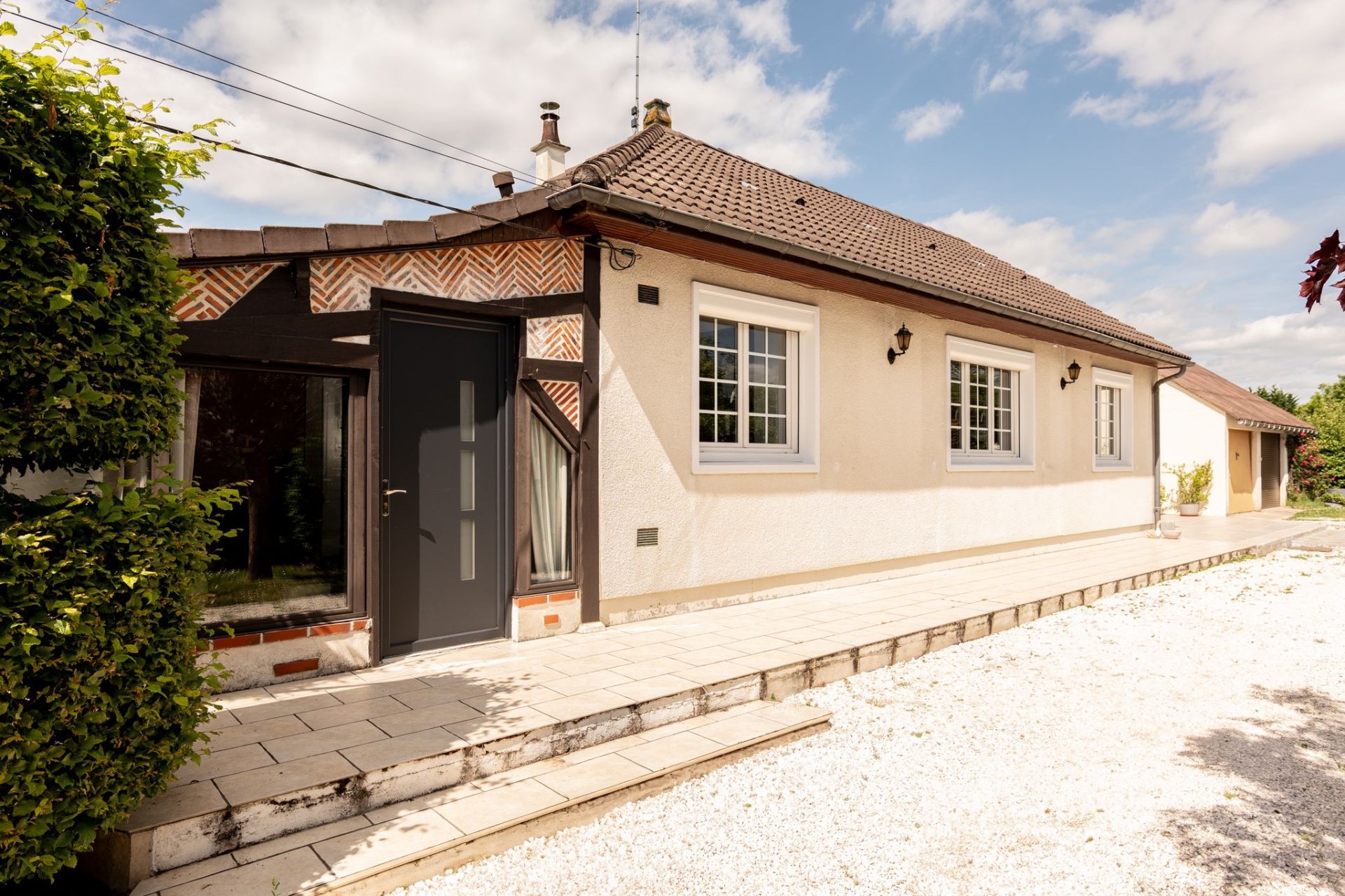 traditional house 3 rooms for sale on ROMORANTIN LANTHENAY (41200)