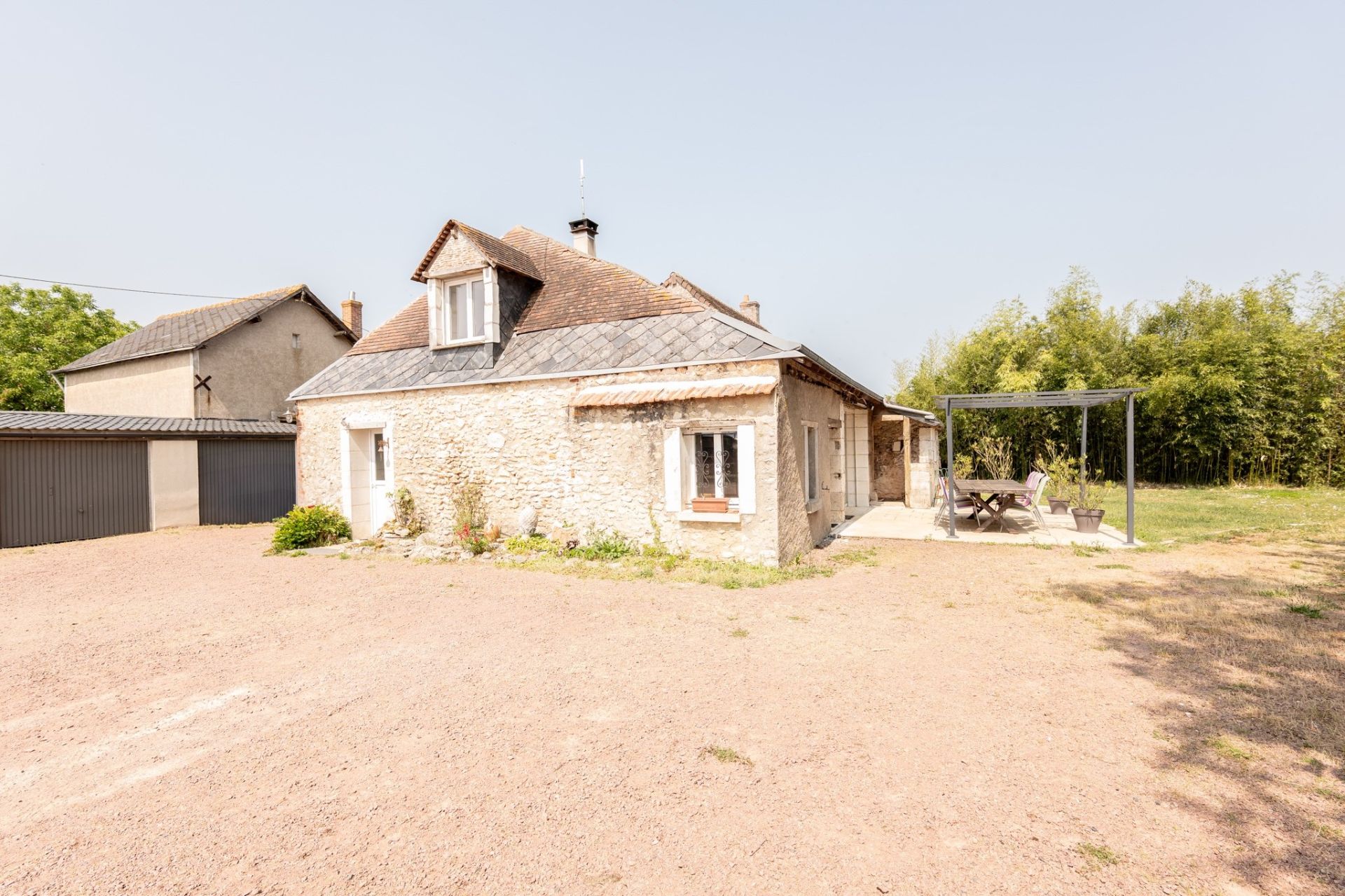 long house 6 rooms for sale on ATHEE SUR CHER (37270)