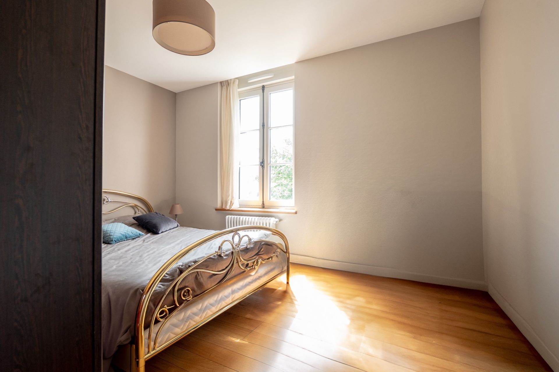 mansion 11 rooms for sale on BLERE (37150)