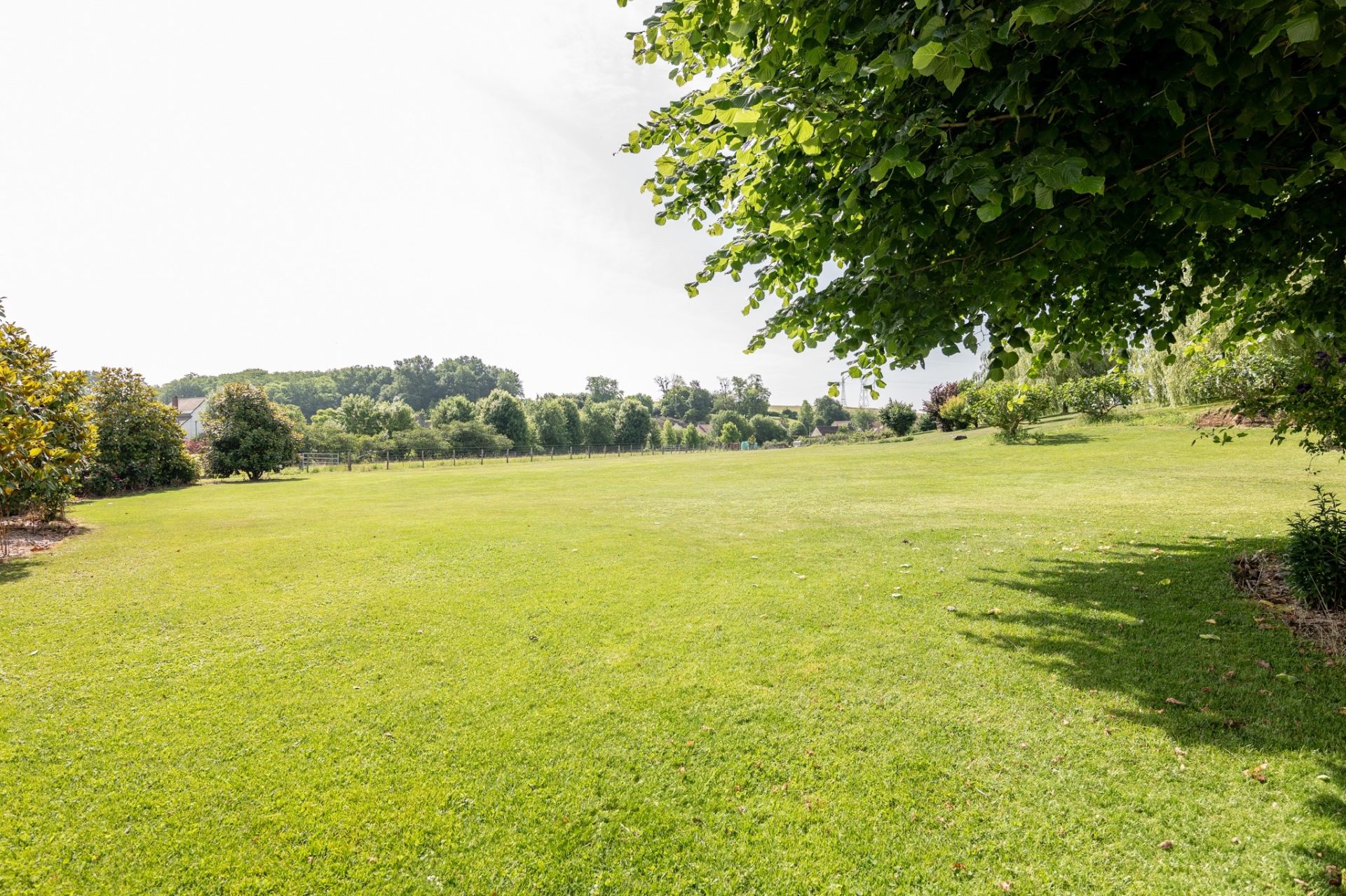 mansion 11 rooms for sale on BLERE (37150)