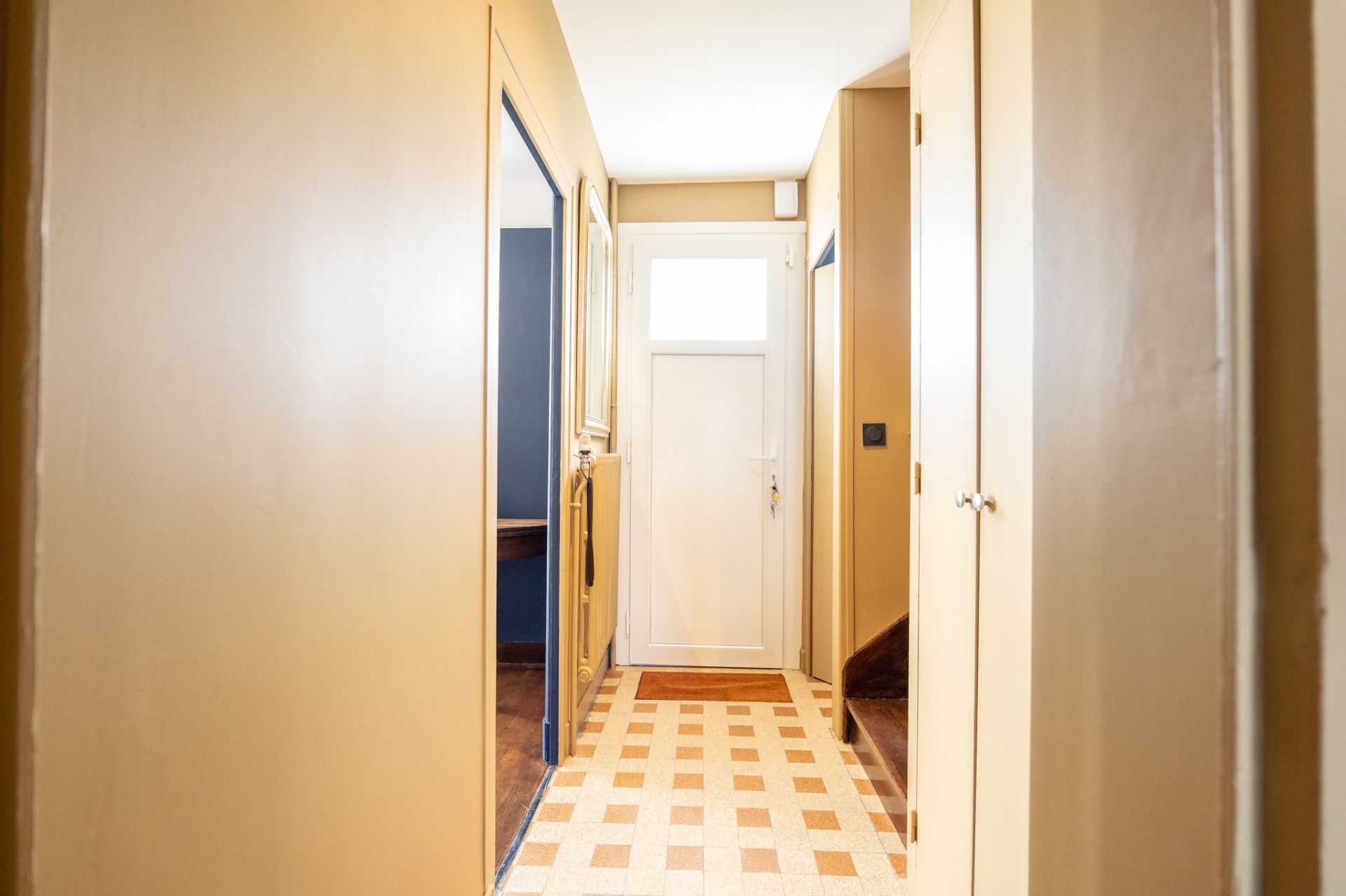 townhouse 7 rooms for sale on BLOIS (41000)