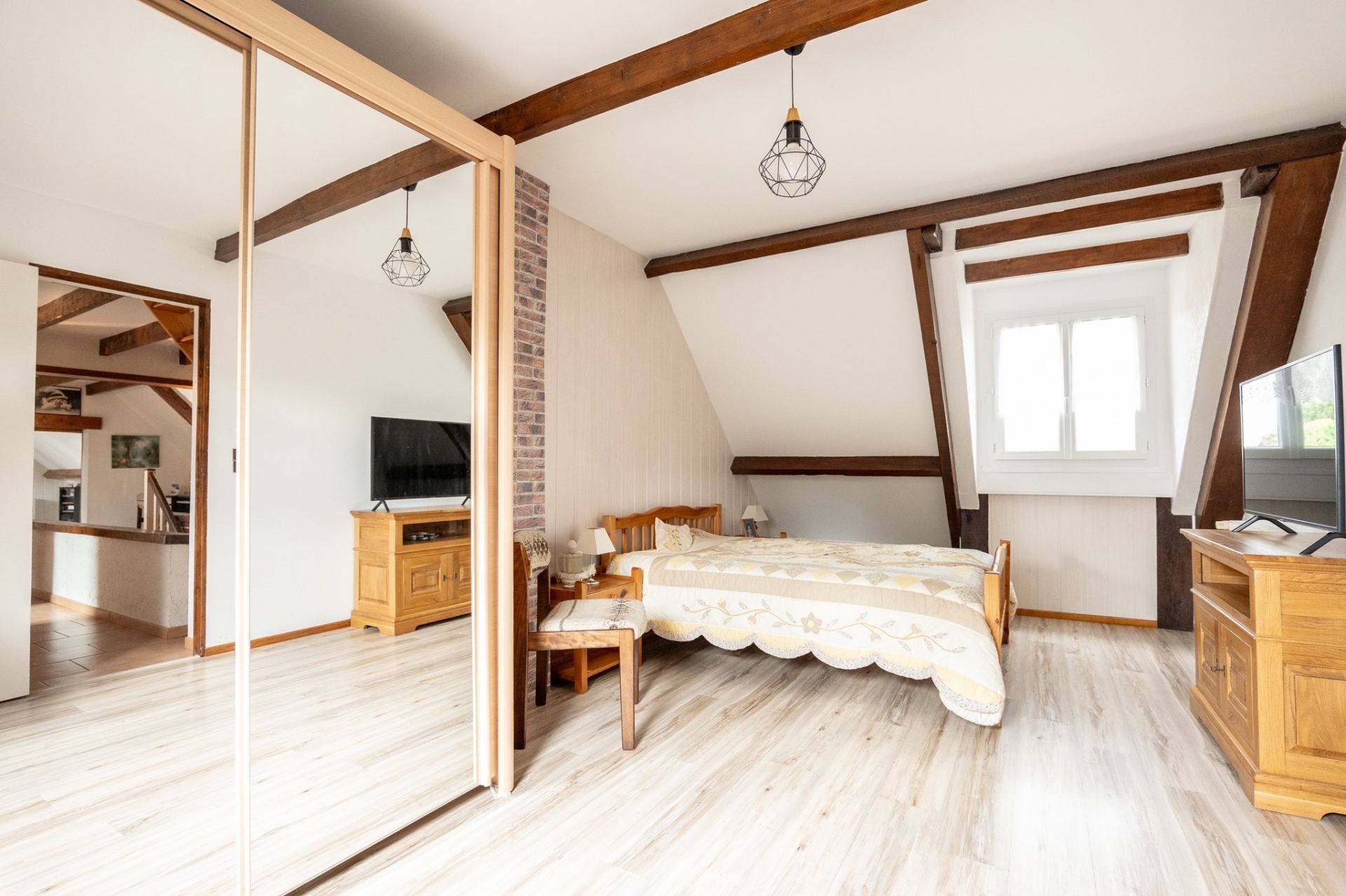 maison contemporaine 6 pièces en vente sur SOUESMES (41300)
