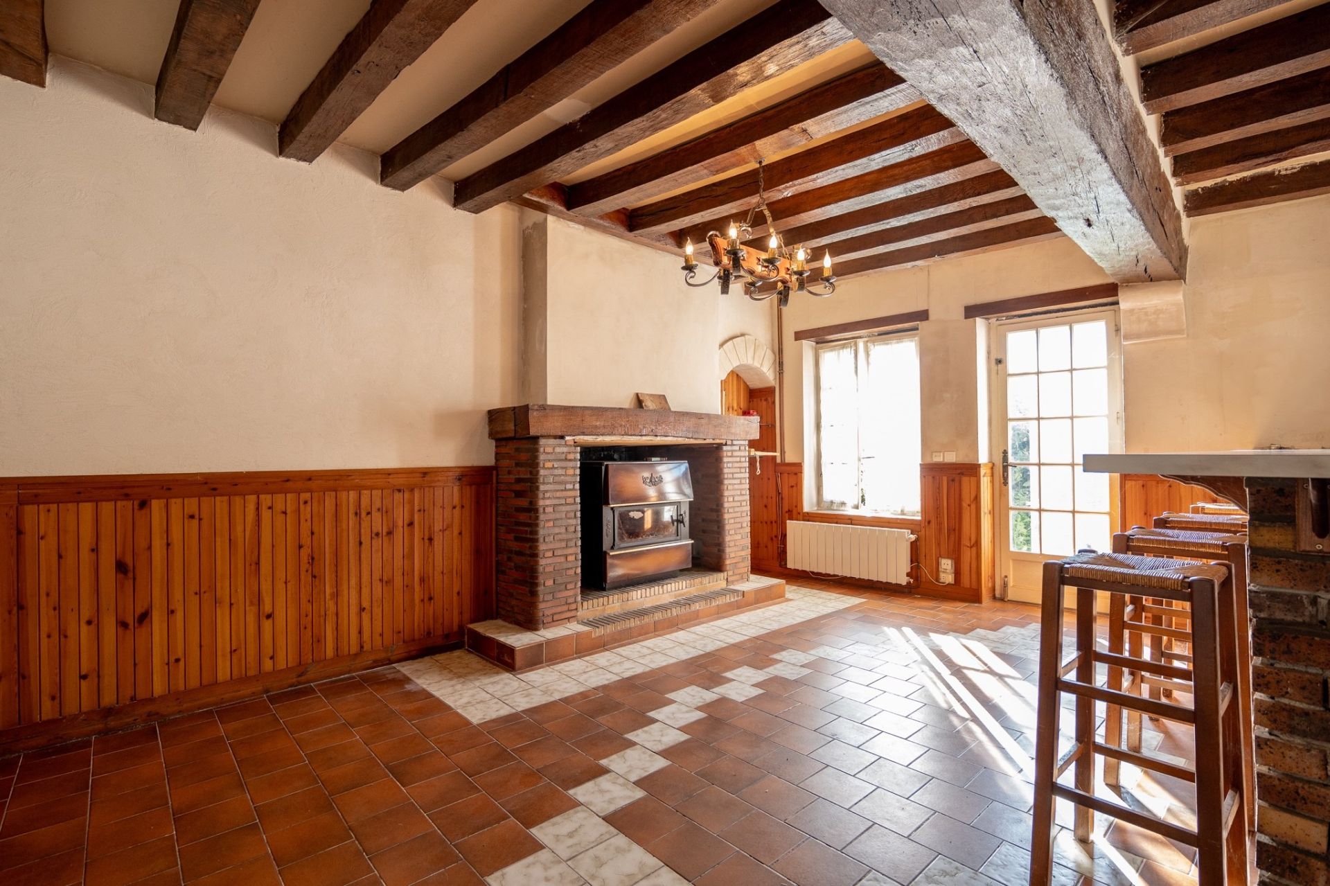 monastery 6 rooms for sale on AZE (41100)