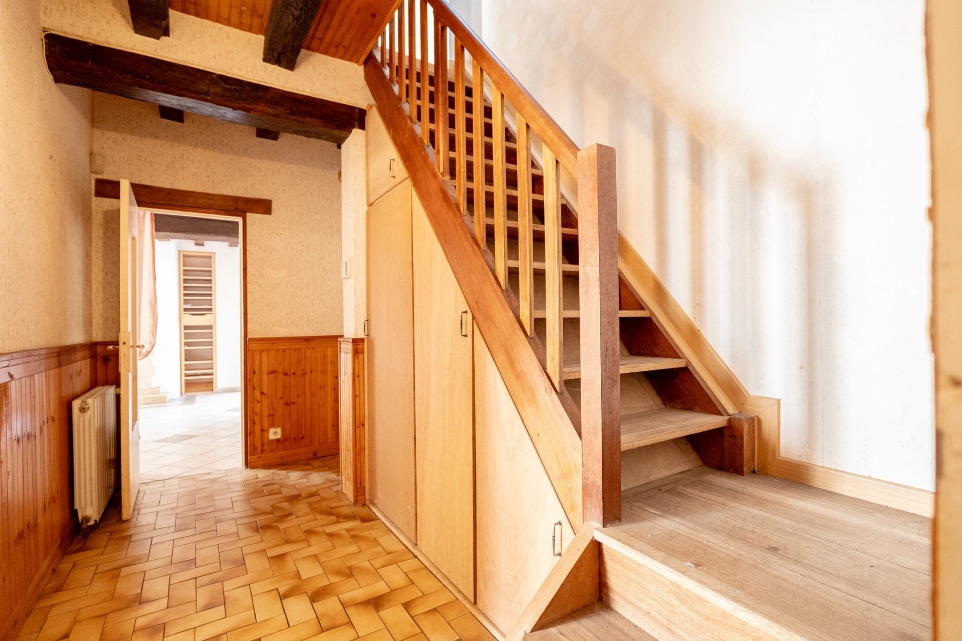 monastery 6 rooms for sale on AZE (41100)