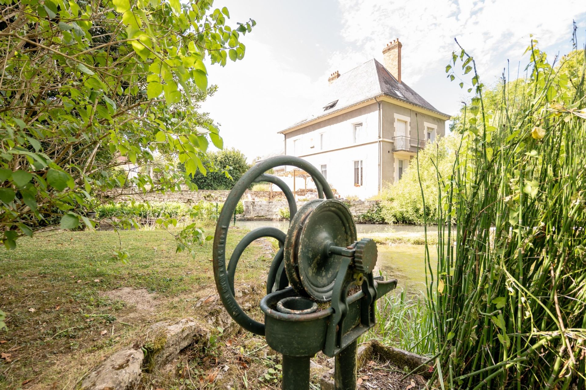 maison de maître 14 pièces en vente sur ST AIGNAN (41110)