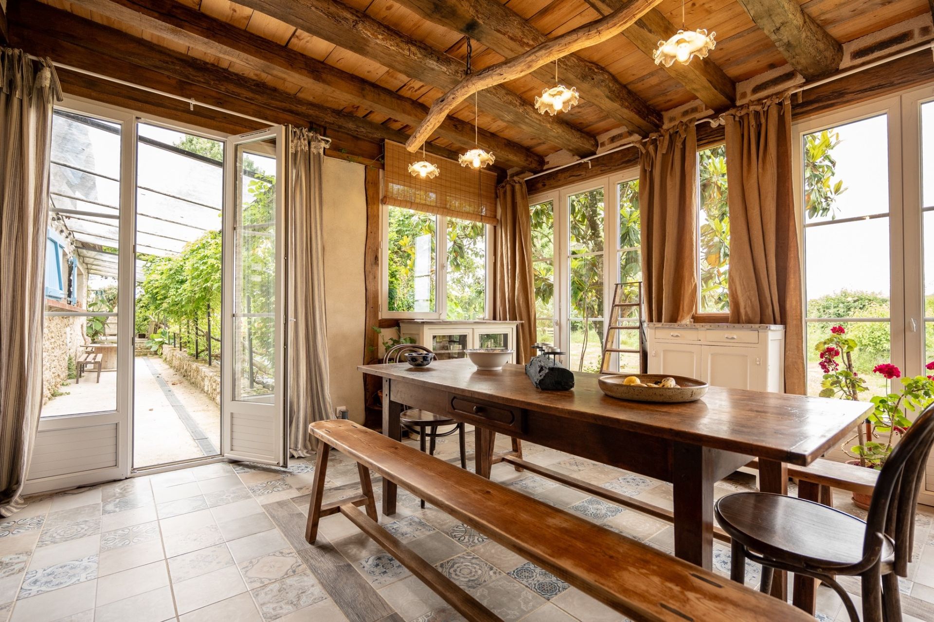 long house 7 rooms for sale on CHOUSSY (41700)