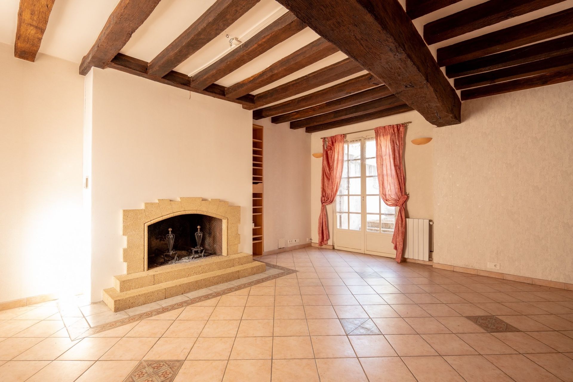 monastery 6 rooms for sale on AZE (41100)