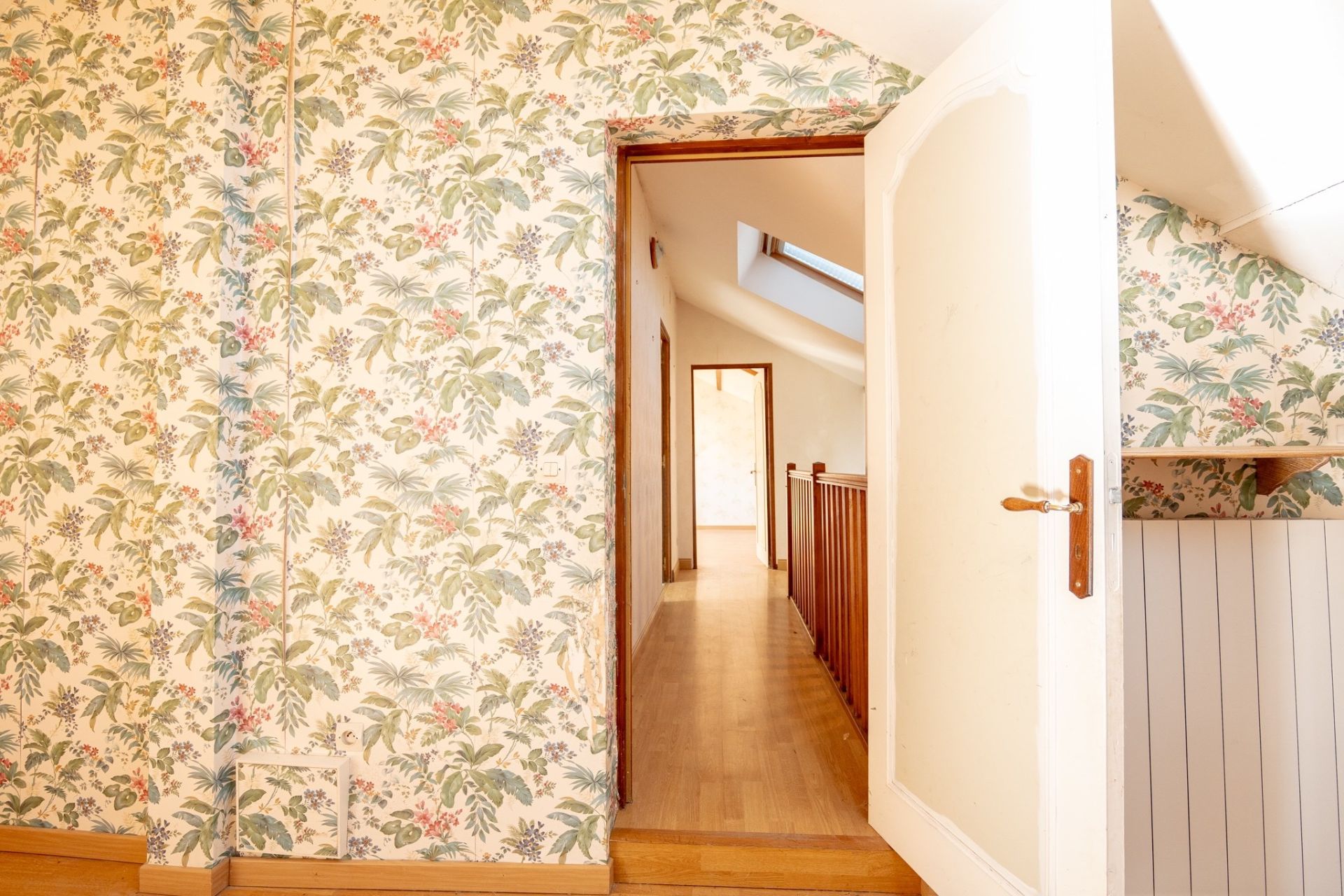 monastery 6 rooms for sale on AZE (41100)