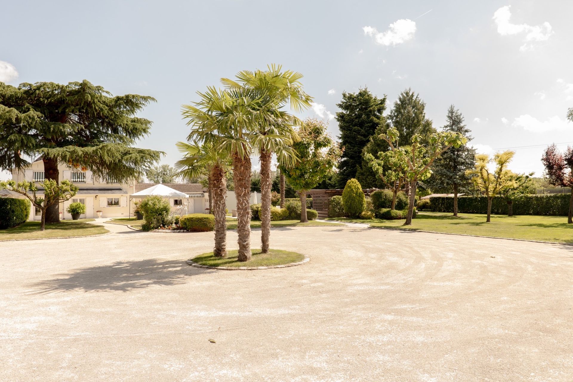 traditional house 5 rooms for sale on FRESNES (41700)