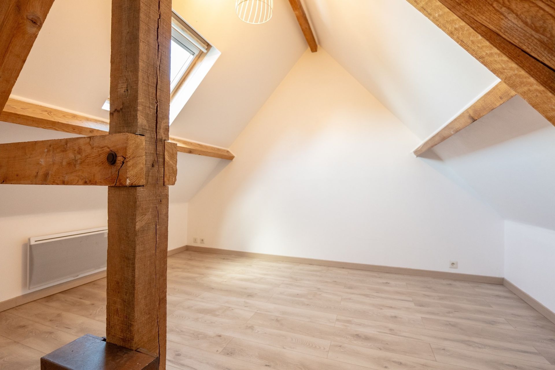 townhouse 7 rooms for sale on BLOIS (41000)