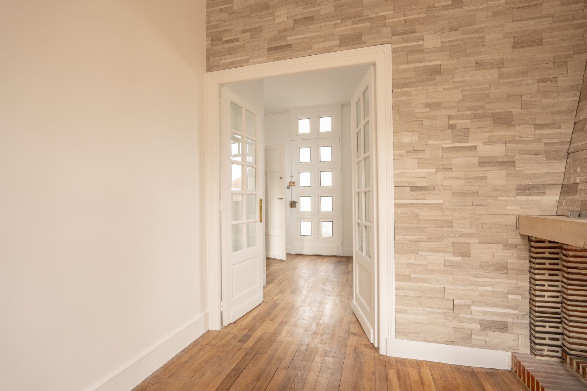 townhouse 7 rooms for sale on BLOIS (41000)