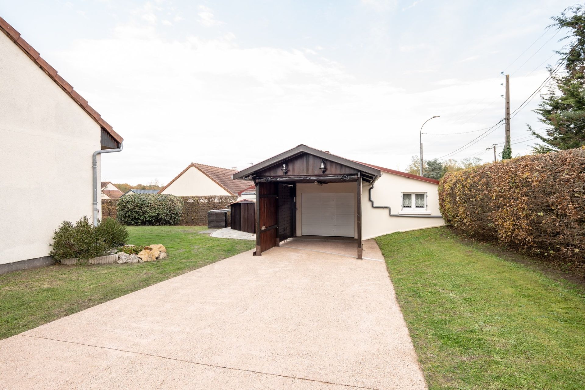 contemporary house 4 rooms for sale on MEUSNES (41130)