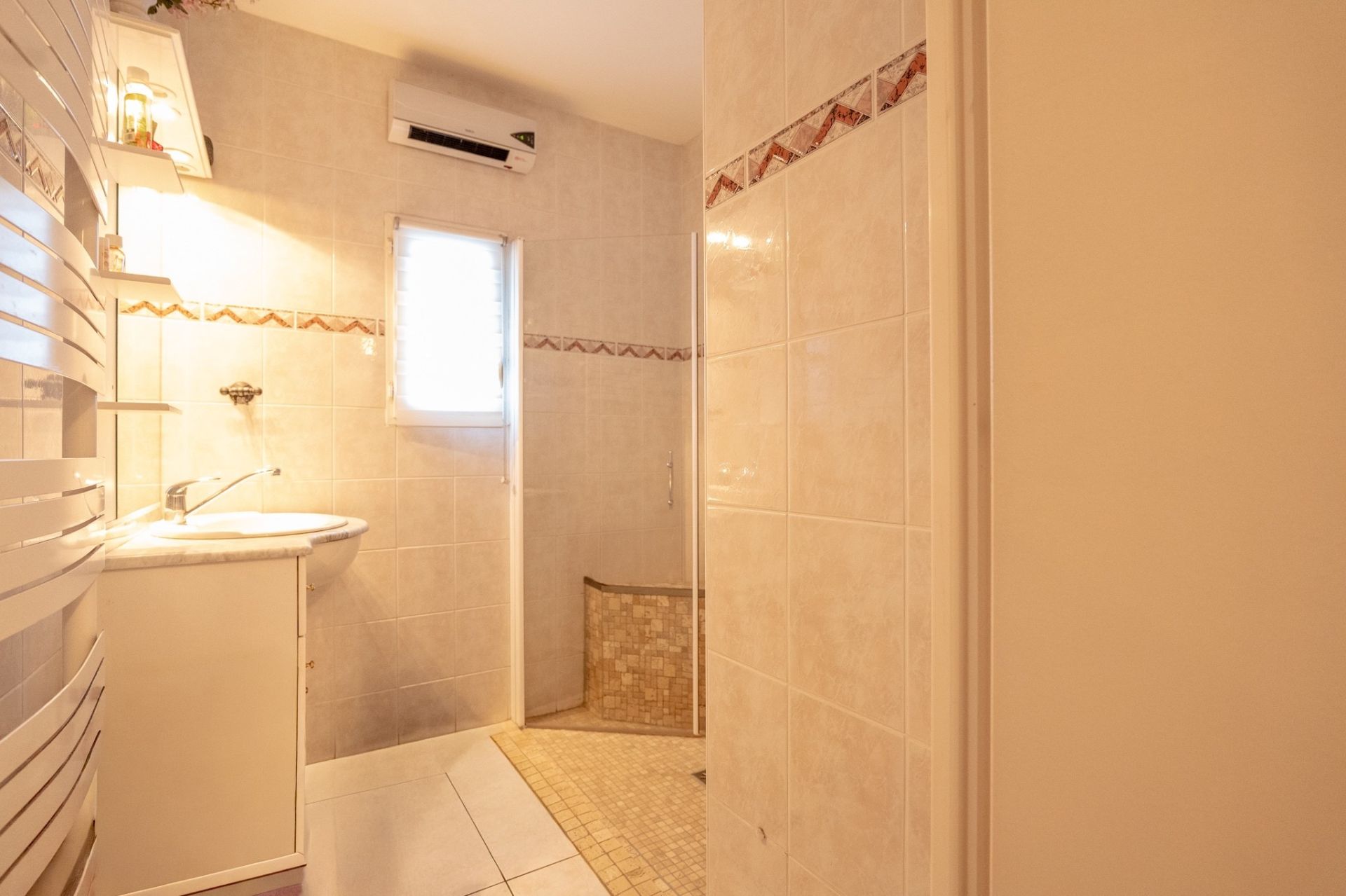 contemporary house 4 rooms for sale on MEUSNES (41130)